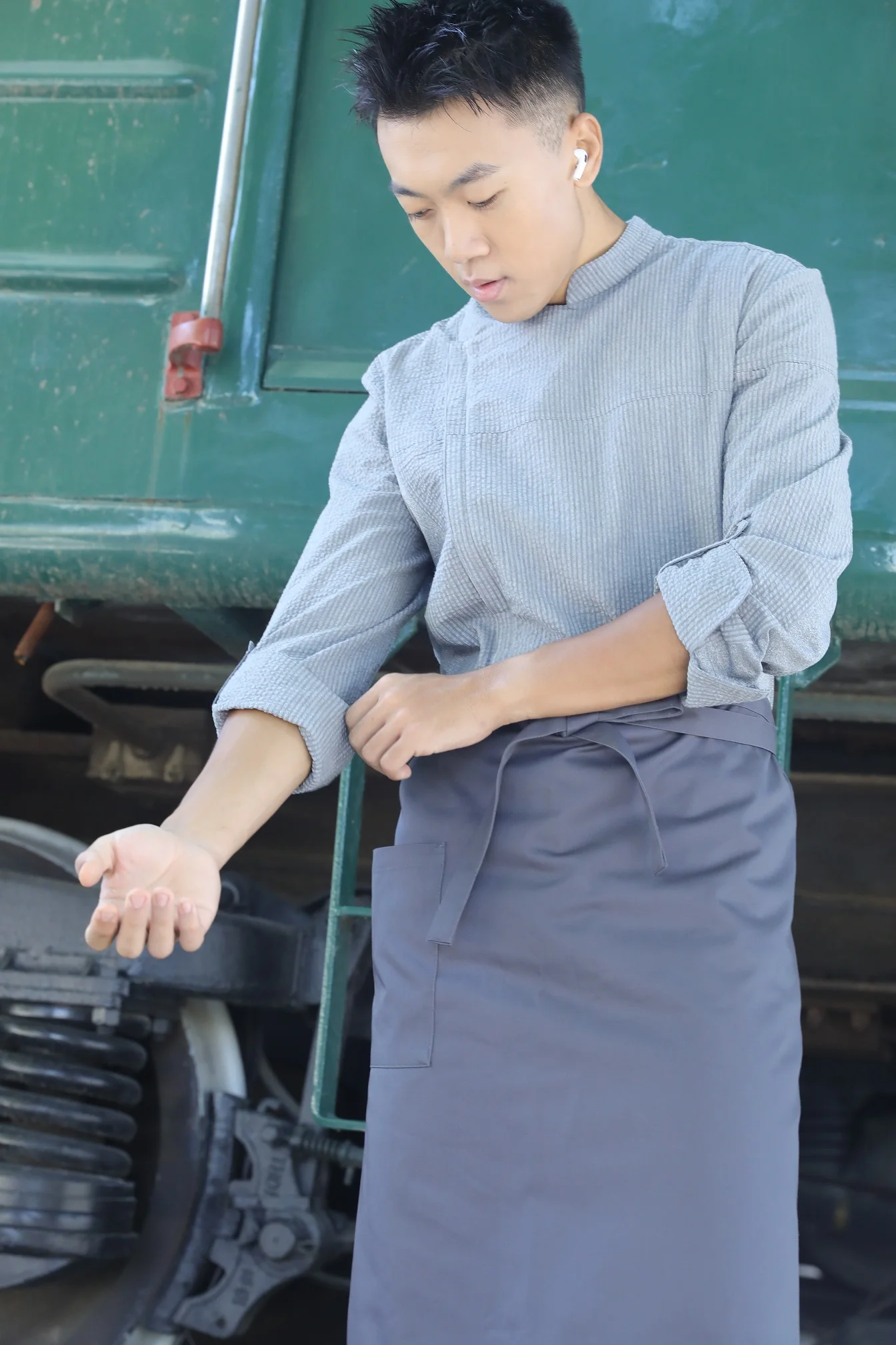 CHECKEDOUT New Style High Quality chef clothing Adjustable Sleeve Chef jacket and chef  restaurant and bar uniform for hotel