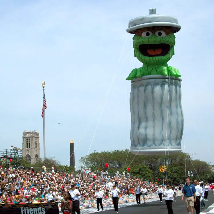 Wholesale inflatable bee balloon LED Lighting Inflatable Bee Cartoon Sculpture Giant Cartoon Bee for Advertising