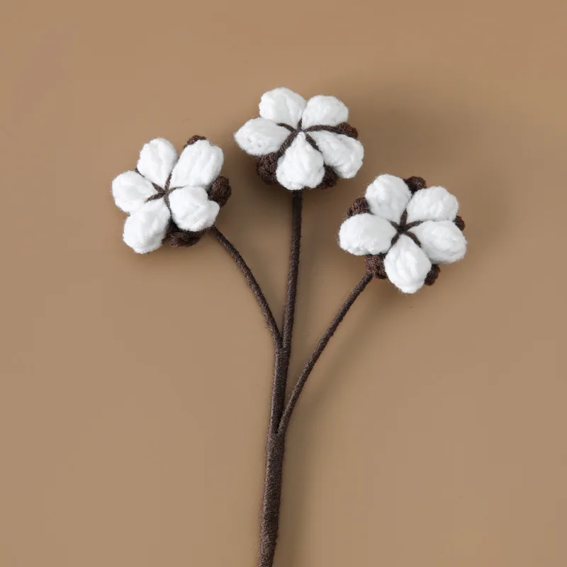 Christmas Cotton Red Bean Leaves Artificial Flowers Crochet Bouquet with Santa Claus and Pine Cones