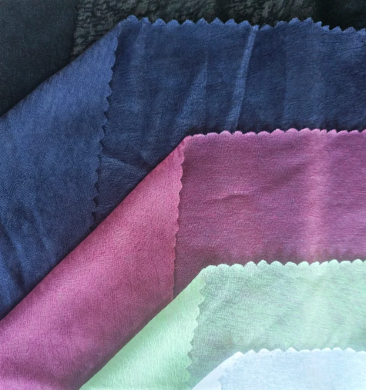 100% полиэстер, Джерси 50D, 133 см, 68 г/м2, впитывающее пот и восстанавливающее влагу и удобное нижнее белье из 100% полиэстера