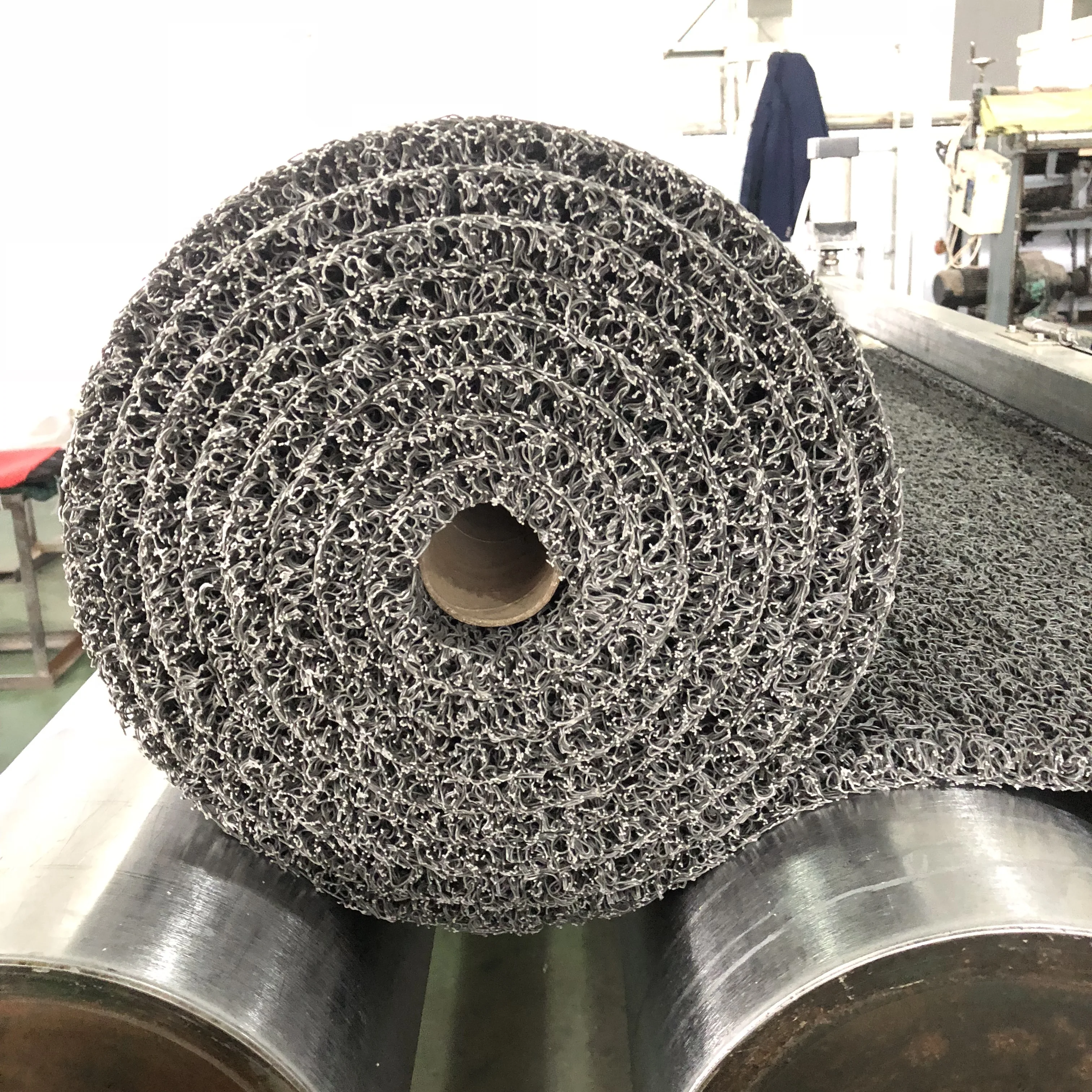 Manufacturer 20MM NonSlip miner moss gold sluice box rubber mat gold mining tapijt rubber slip-resistant gold mining turf mat