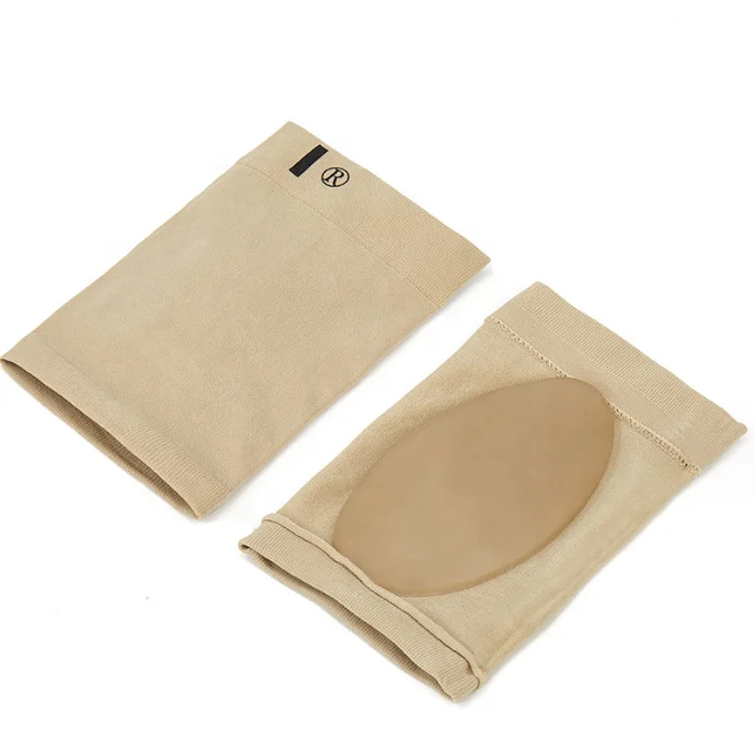 2024 Elastic bandage arch socks flat feet men and women massage soft silicone arch correction insole foot pad manufacturers