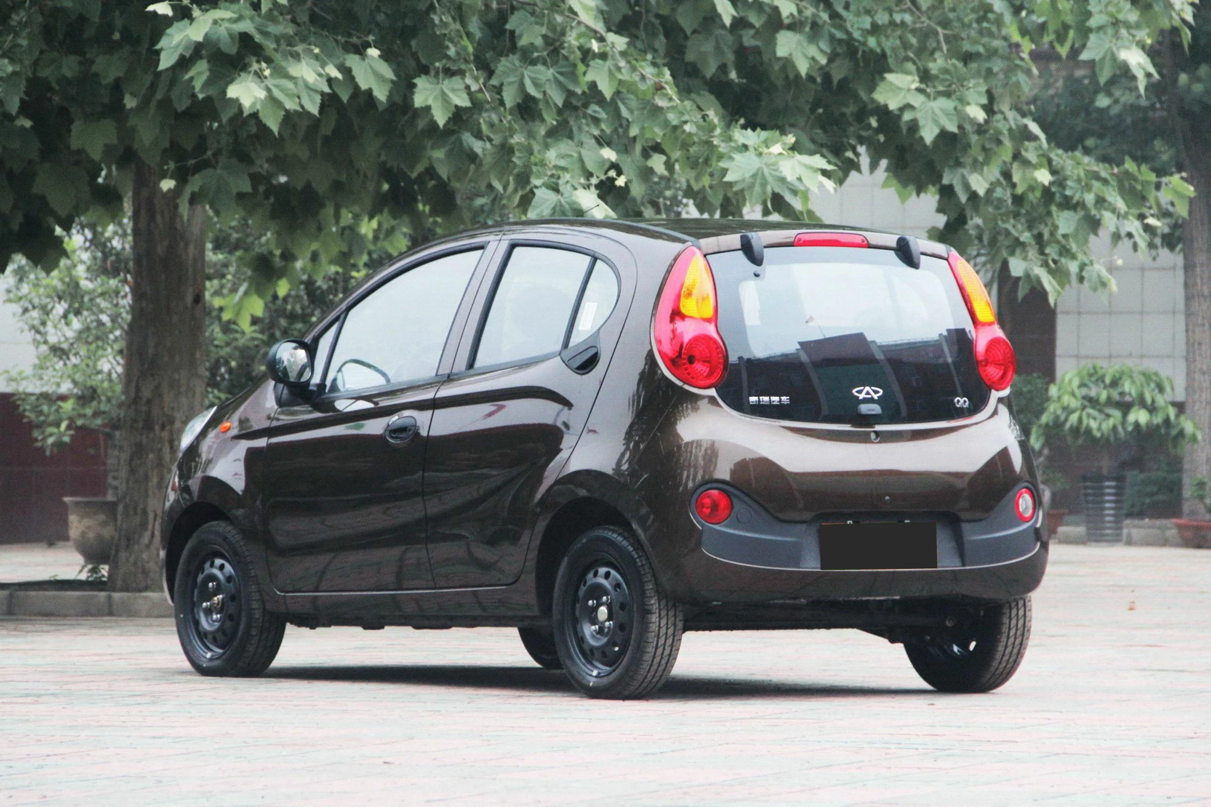 2024 China 3 door 4 seat CGC Selling Chery qq ice cream 100km/h mini electric car Chery qq new energy vehicles car