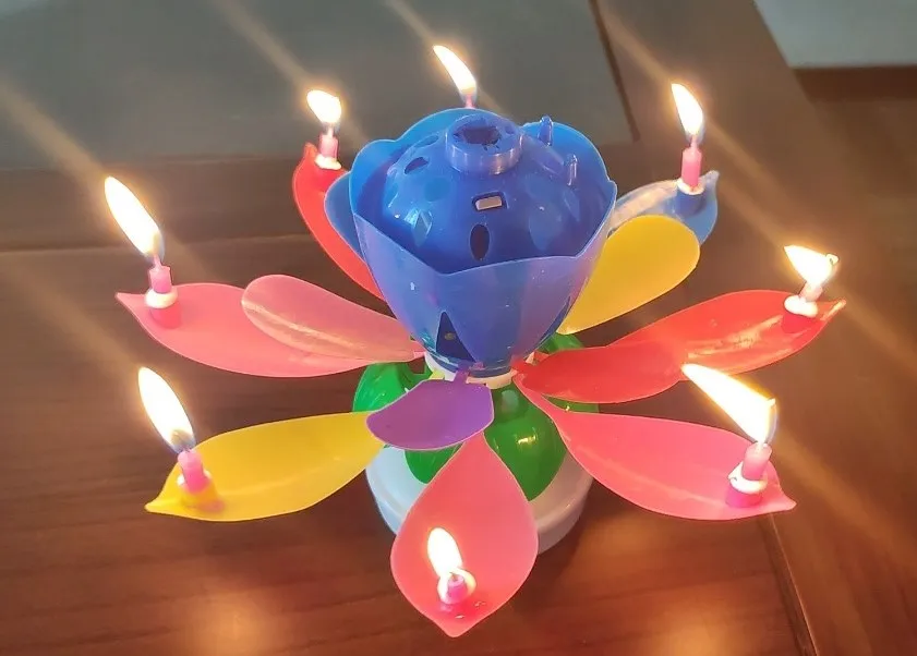 Birthday Cake Music Fountain Sparkler Candles Lotus Flower Decorative Music Wedding Party Cake Topper Candle Opens
