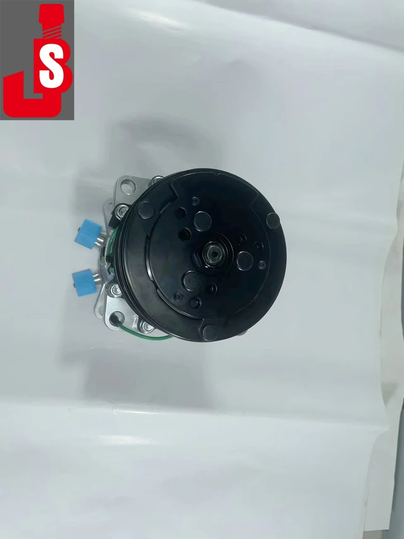 AC compressor for sinotruk howo shacman m3000 x3000 dongfeng trucks air condition parts OEM 7H15