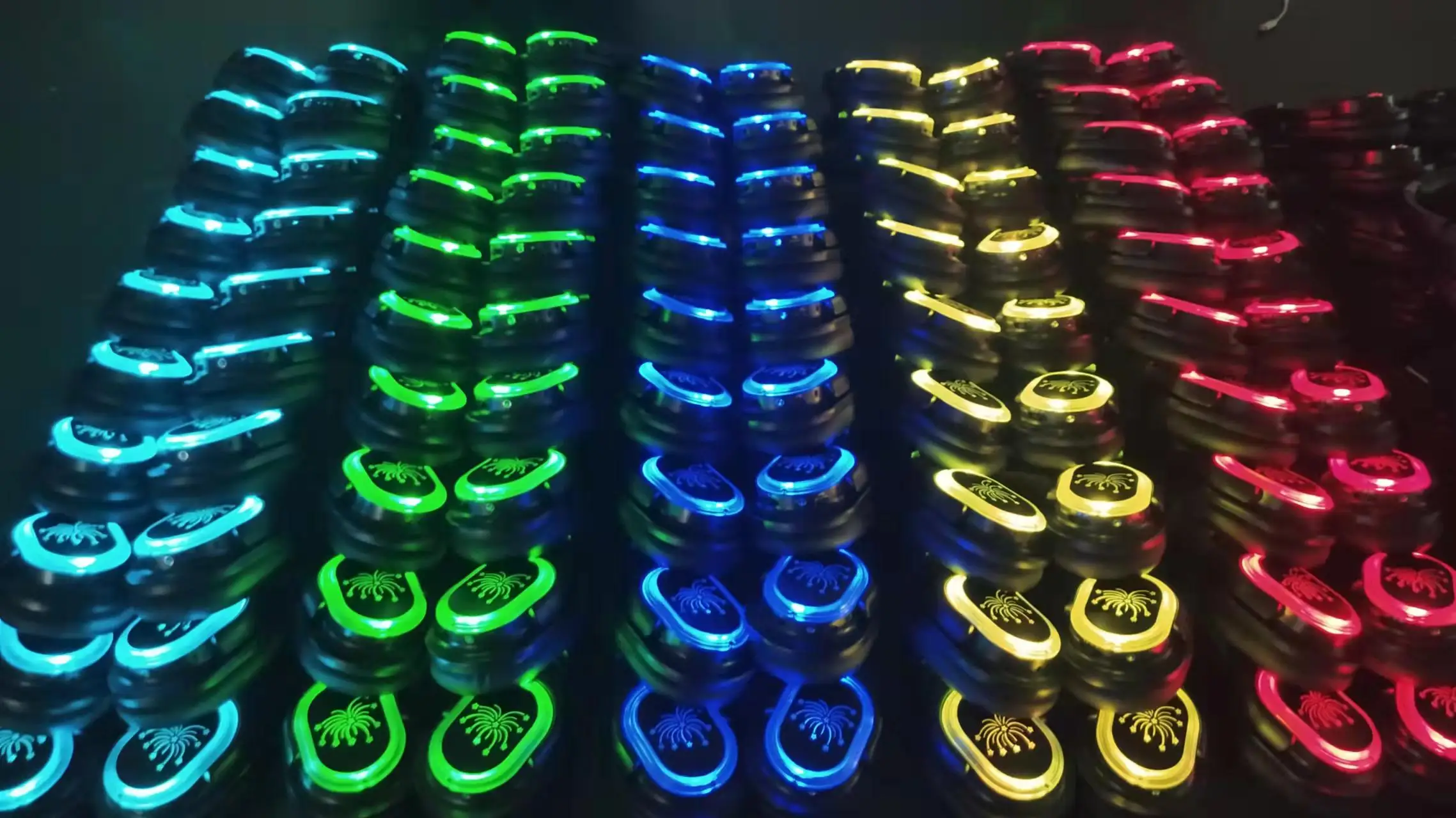 Top Sell Logo customized 3 Channels Silent Disco Headphones With LED Light