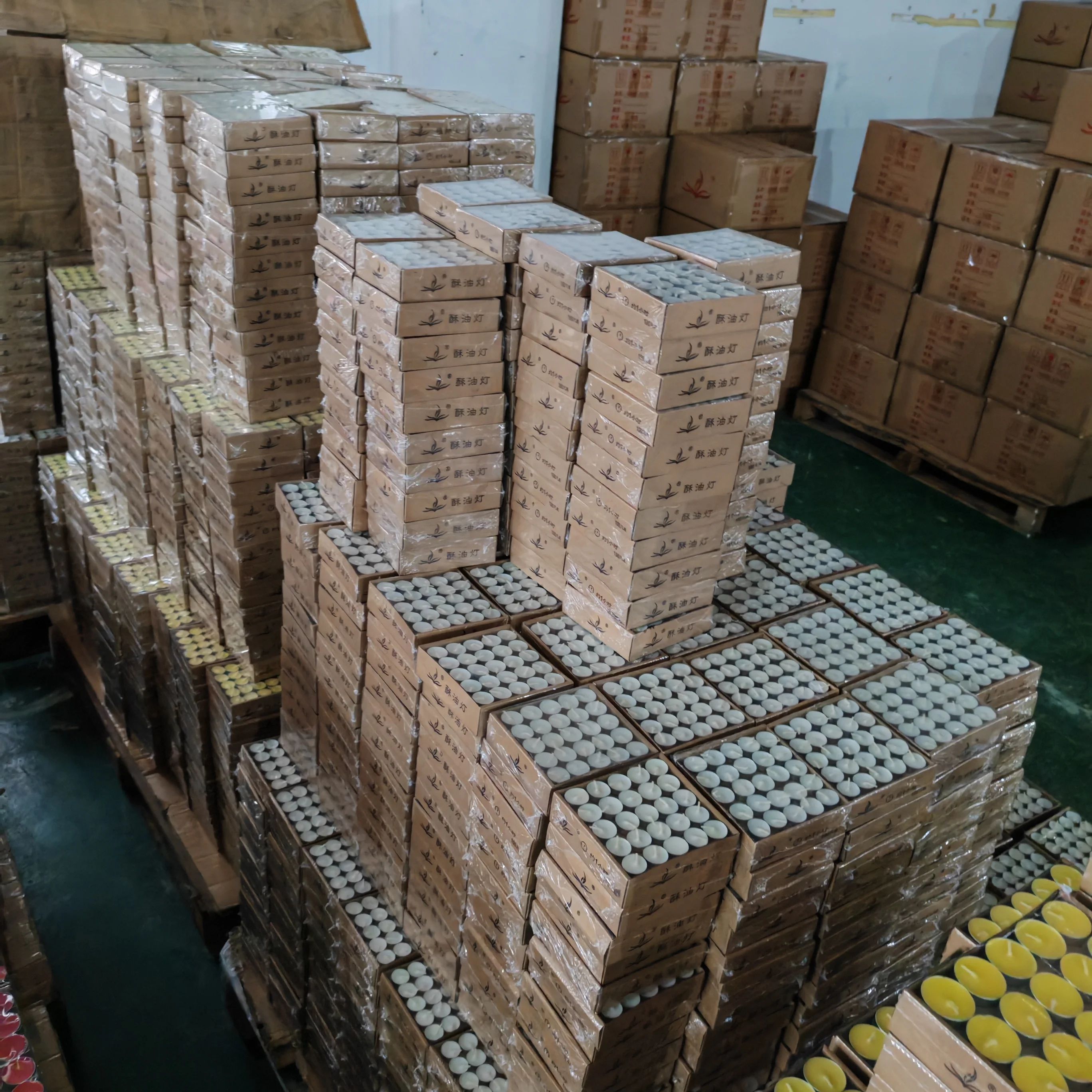 Custom Label Luxury High Quality Trendy Candles With Jar Box Scented Soy Wax Candles For Birthday Valentines Gift Candle