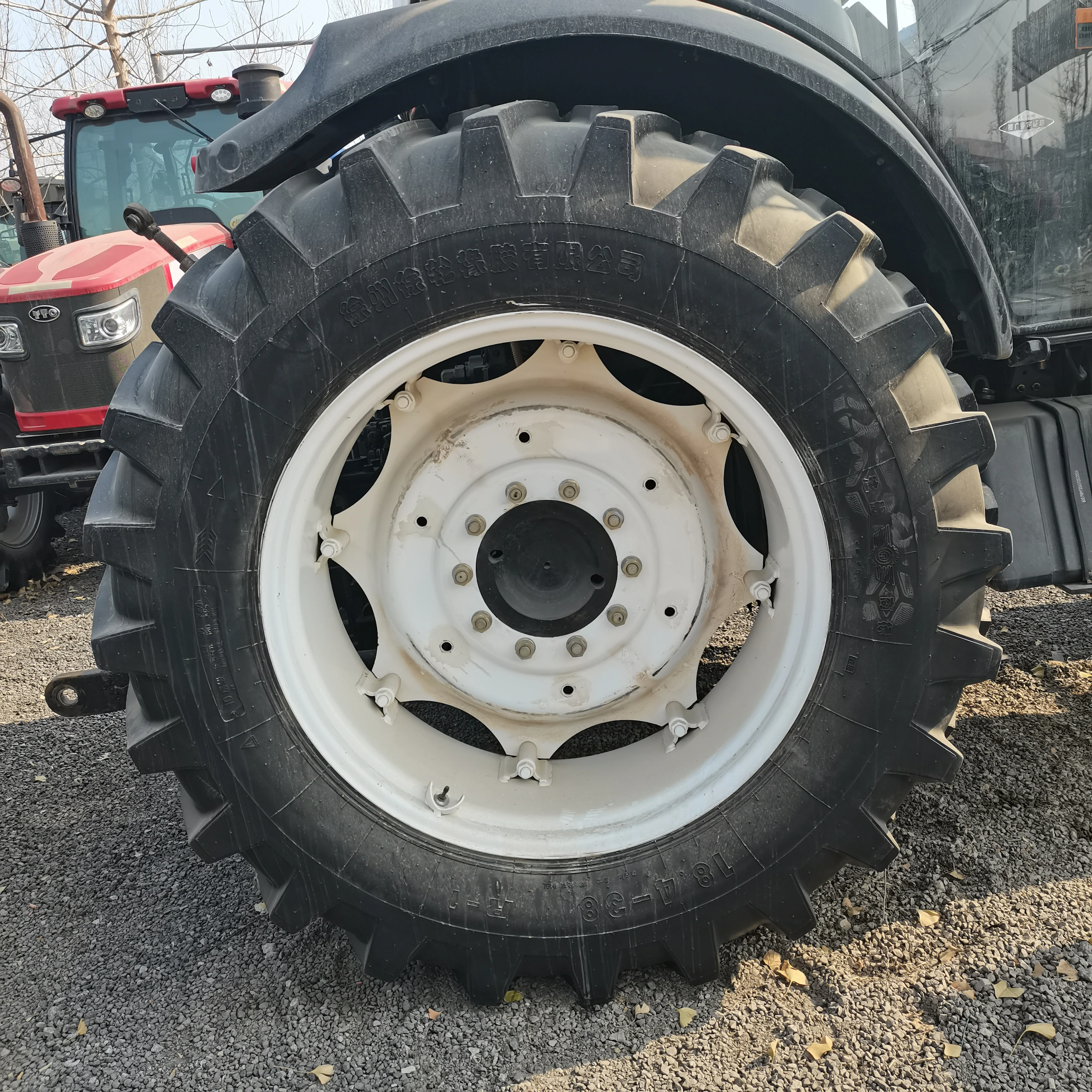 high quality fefurbished agricultural machinery  LOVO 1604 used tractor 4x4wd  160hp wheel farm used tractors