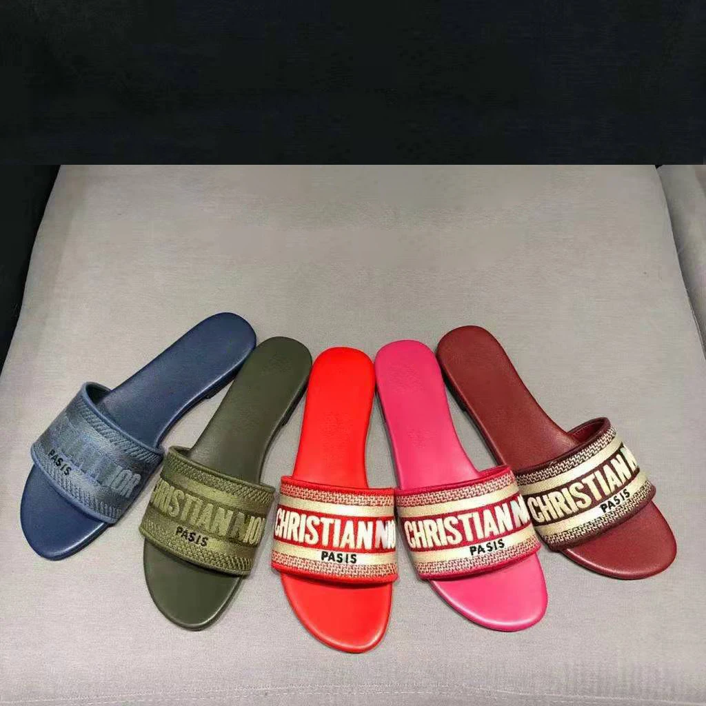 
Footwear Wholesalers Luxury Brand Genuine Leather Flat Summer Silppers Lady Sexy Custom Designer Slide Flip Flop Sandals 