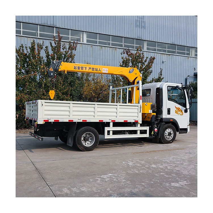 Factory Custom Heavy Truck Hauman Small Road Trailer 4X4 Ton Truck With Crane
