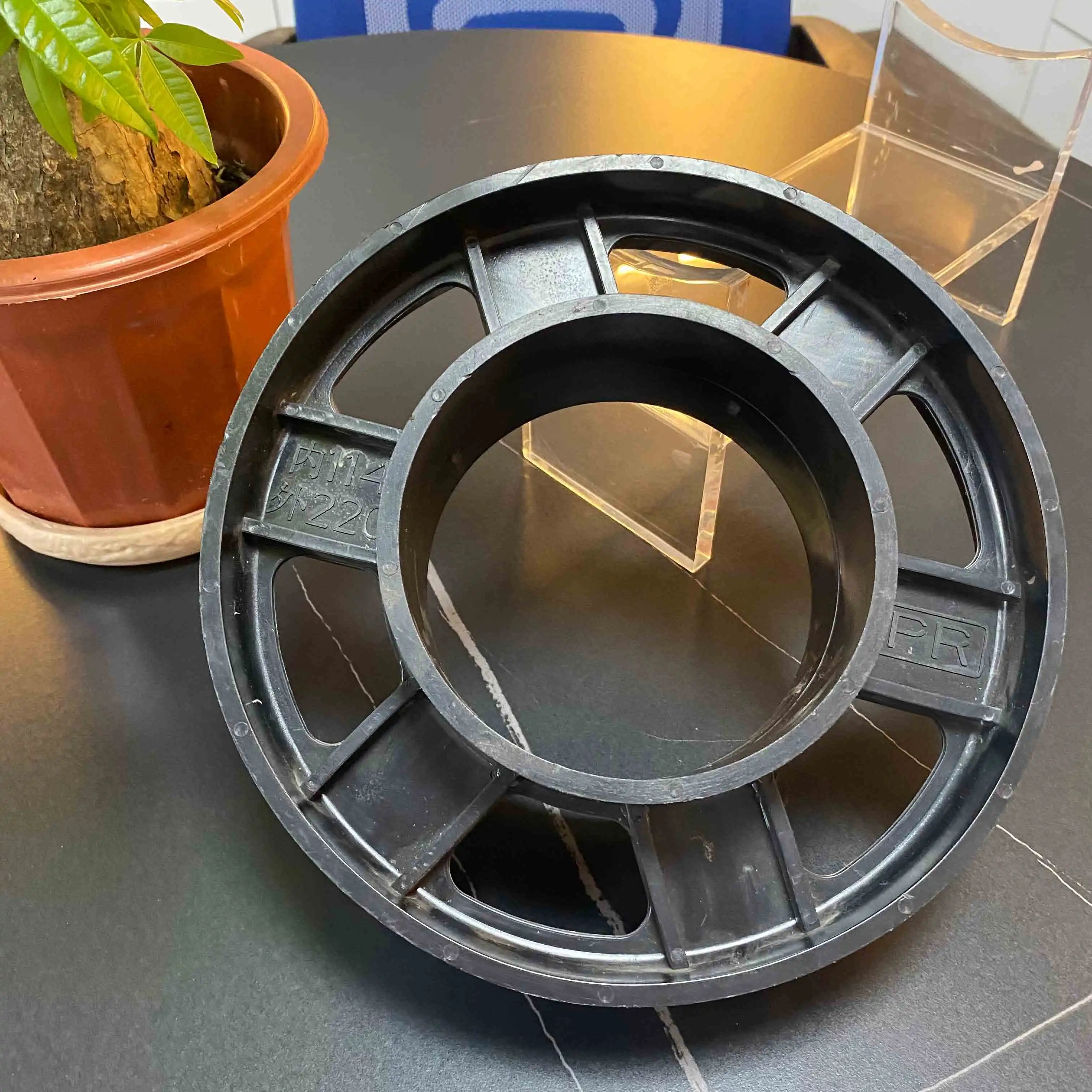 Hot sale roller shutter door nylon bearing pulley