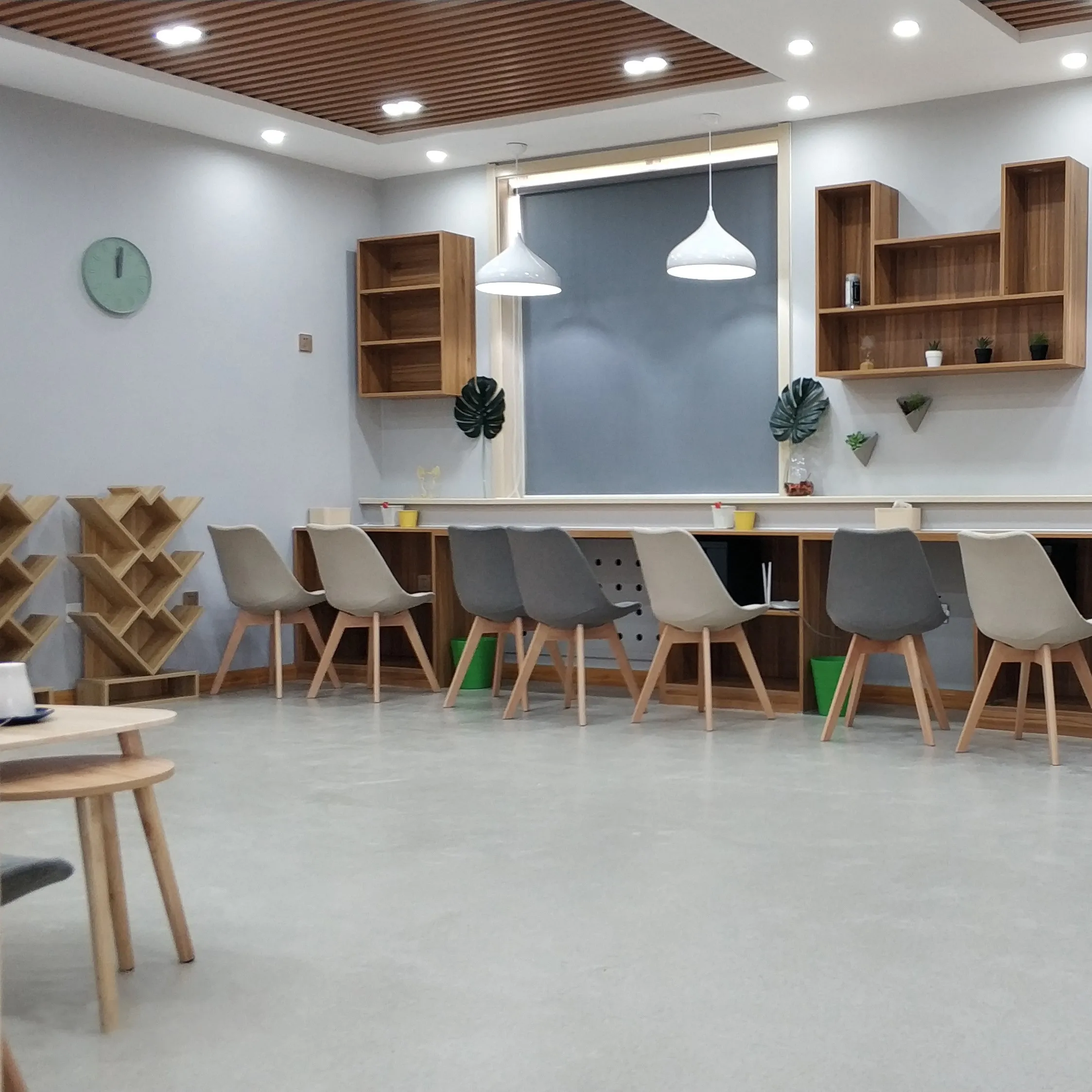 school activity room pvc sports floor plastic made kindergarten classroom flooring kids pvc vinyl flooring covering