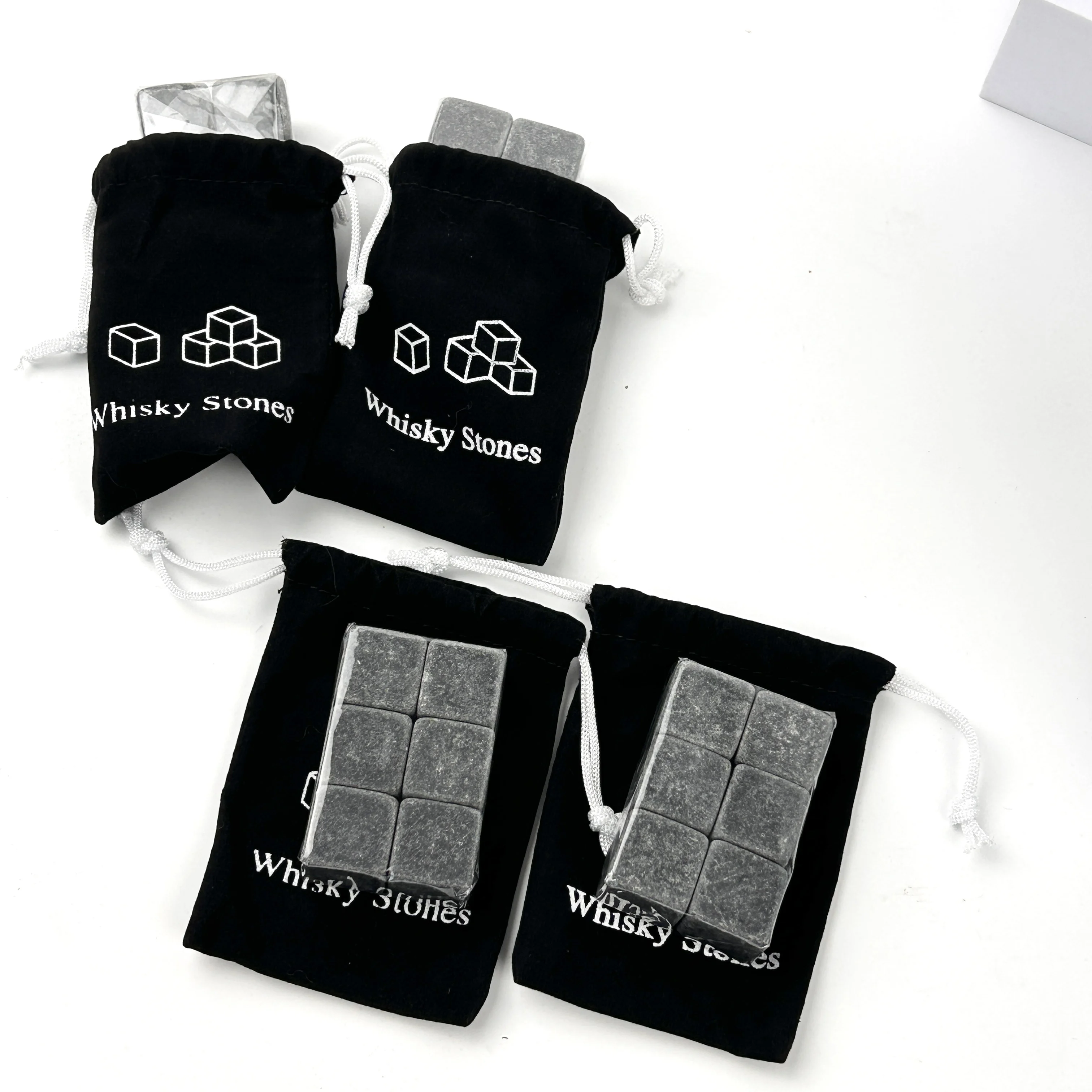 Premium Whiskey Stones 100% Natural Granite Set of 6 Chilling Rocks Stone Reusable Ice Cubes for Drinks