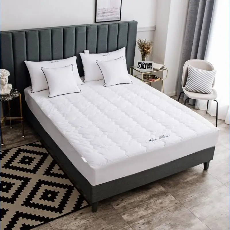 Comfortable Thick 700gsm Hypoallergenic Polyester Fiber Cotton Fabric Queen Size Hotel Mattress Topper Pad