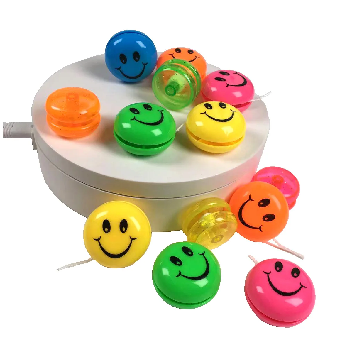 Hot selling Plastic Funny smile 40mm Yoyo Toy Surprise Capsule Toy
