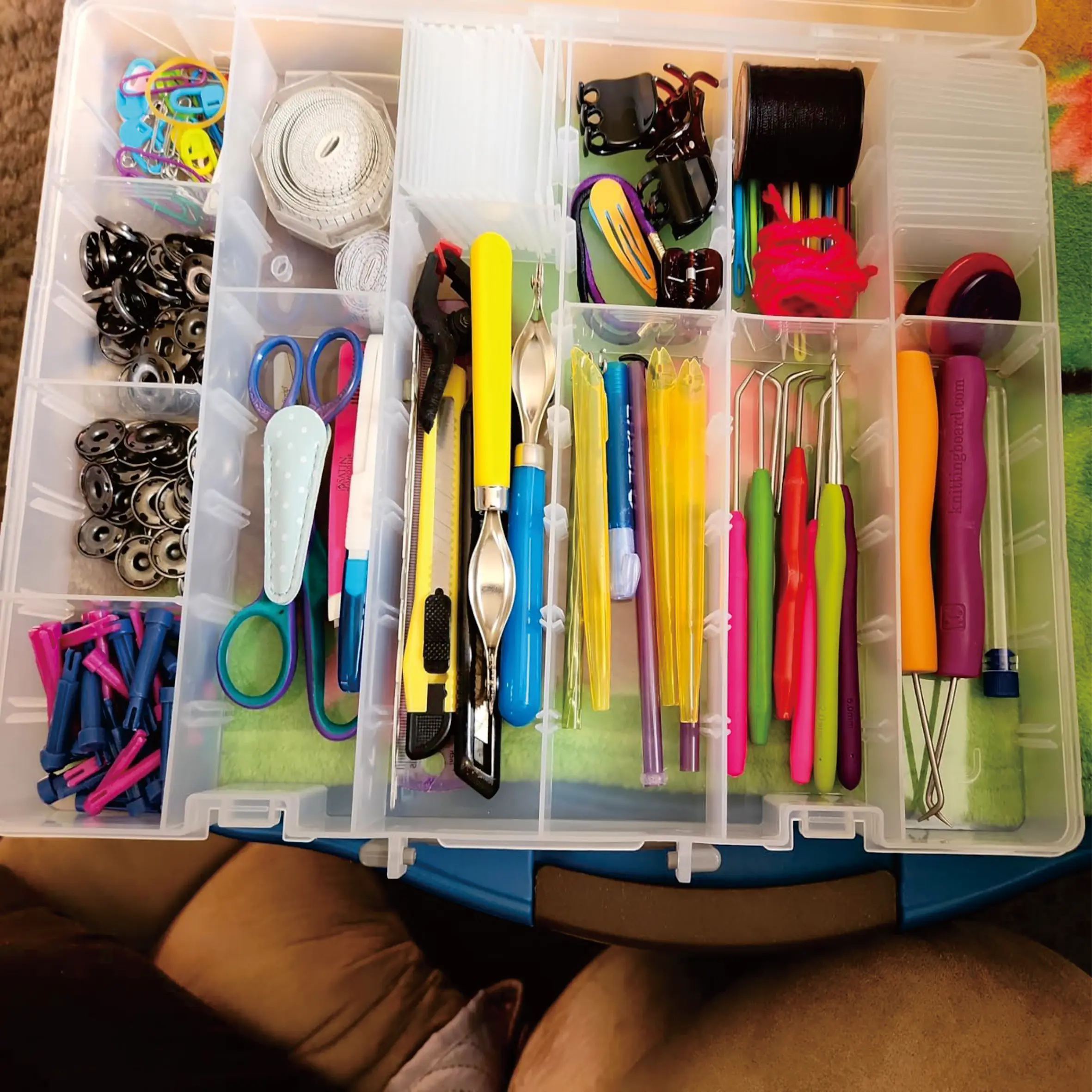 48 Compartment Clear Plastic Storage Box with Dividers,Adjustable Dividers Plastic Crafts Organizer,Small Parts Storage Box.