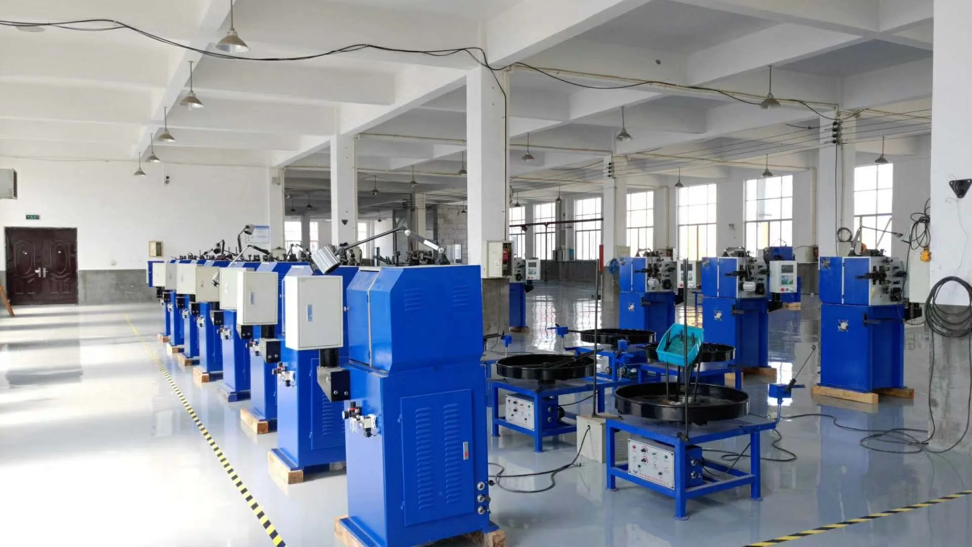 YF Brand Pedal Switch Control Curved Coil Zigzag Spring Bending Machine, Coil Spring Making Machine, Hanger Hook Machine
