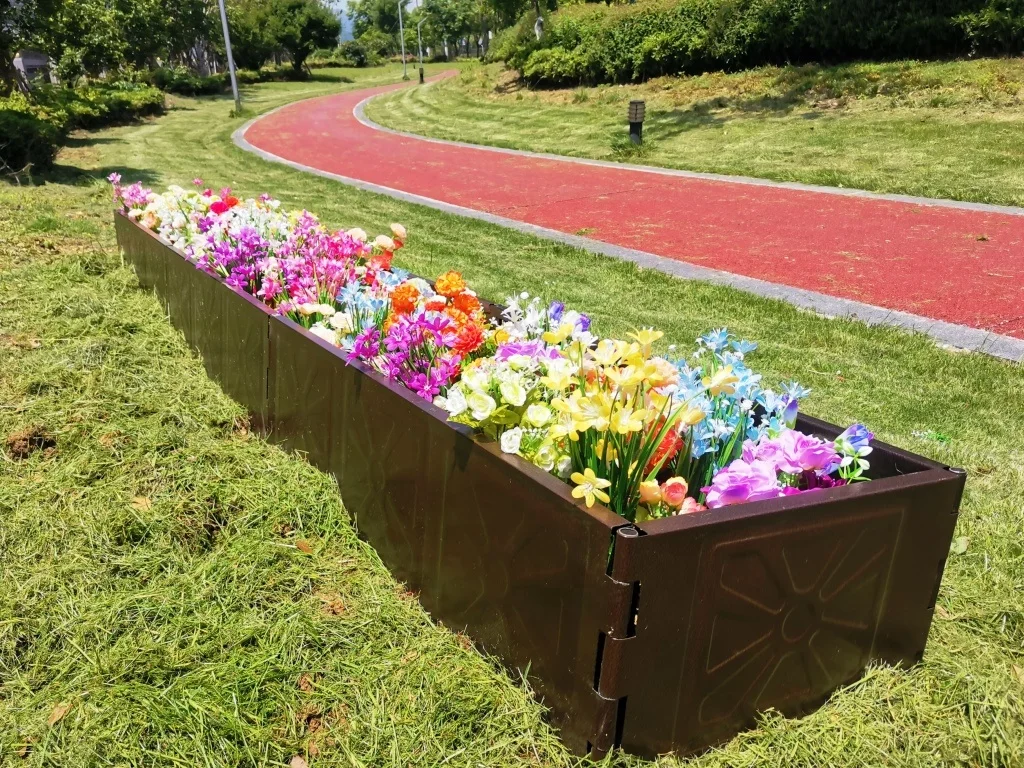 4PCS of 1 Pack 3.6 meters long PATENTED 24cm height Easily Assembled decorative strong metal steel garden edge