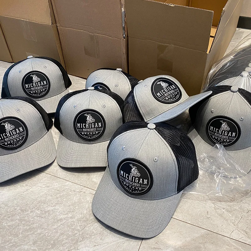 Custom Embroidery Leather Patch Fitted Baseball Caps Camo Trucker Hat Richardson 168 7-Panel Flat-Bill Trucker Hat