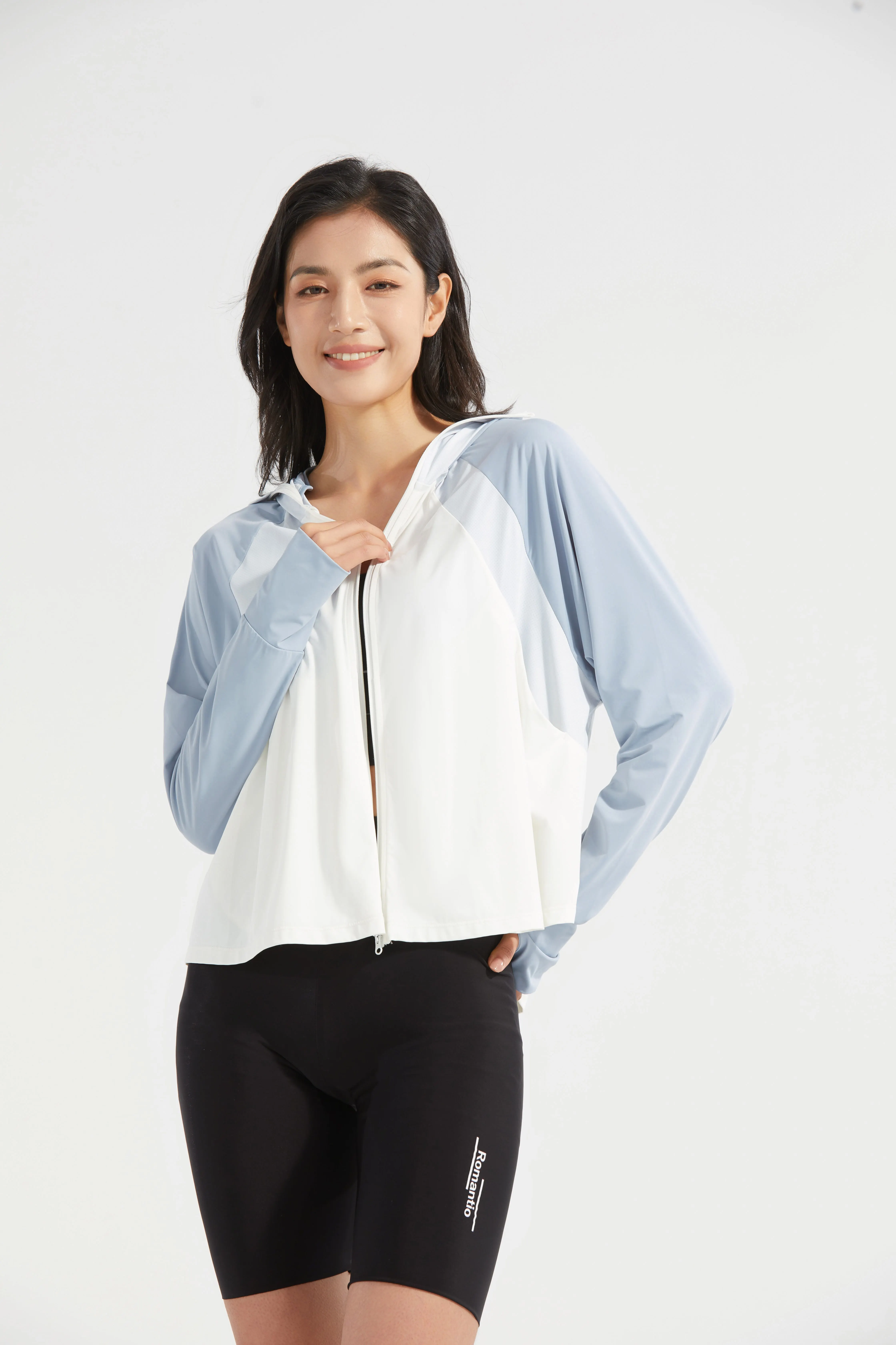 Summer sunscreen clothing UPF50+ Ice Silk Sun Protection Sportswear Lightweight Outdoor Mountaineering Tour Clothing For Women