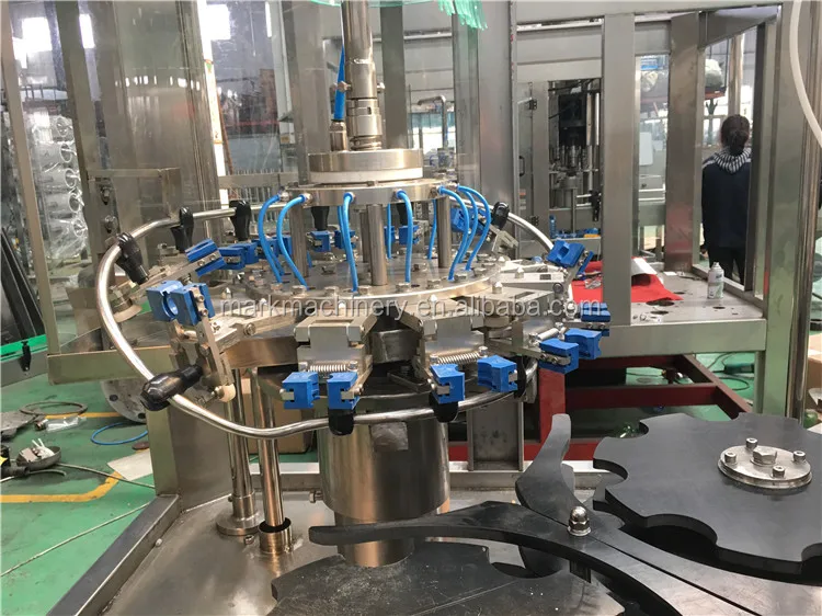  Хорошая цена для ПЭТ или стеклянных бутылок оборудование розлива газированных напитков/машина