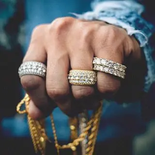 Custom Wholesale New Stainless Steel Hip Hop Iced Out Gold Vermiel Signet Engraved Mens Ring