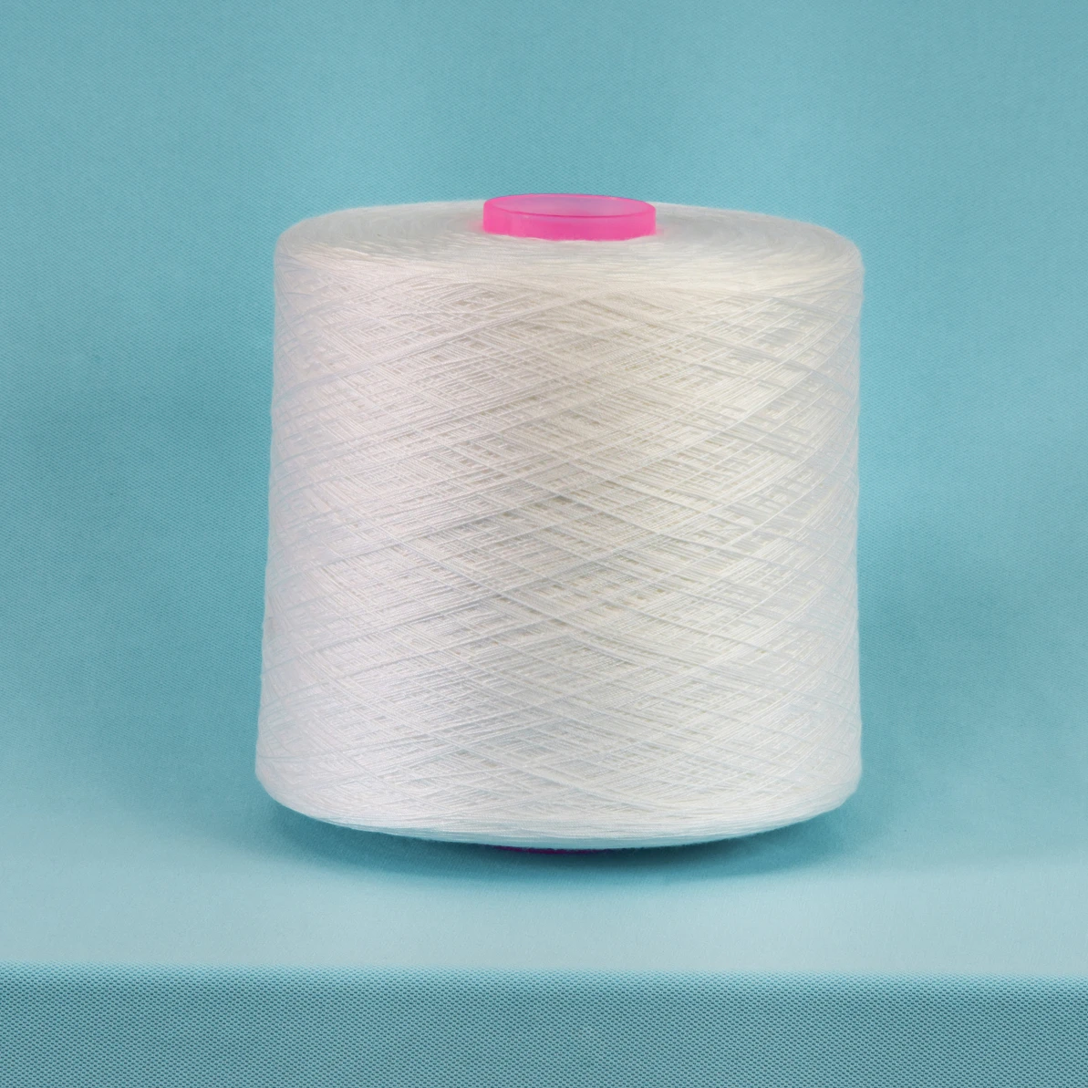 Чистый полиэстер сырой белый швейная нить для швейной одежды