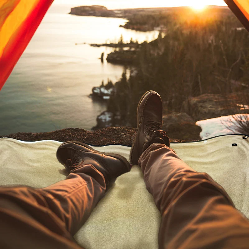 2024 New style DC plug 12V heated throw blanket waterproof outdoor indoor electric heating blanket for all seasons