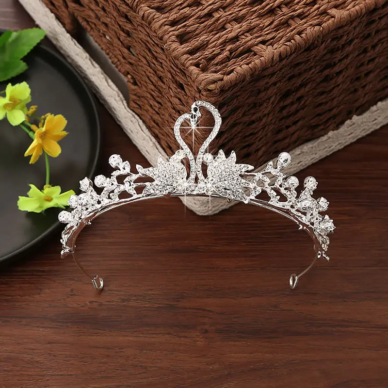 Children Hairbands Tiaras Crown Butterfly Pearl Hair Accessories For Girls Princess Birthday Party Fine Gift
