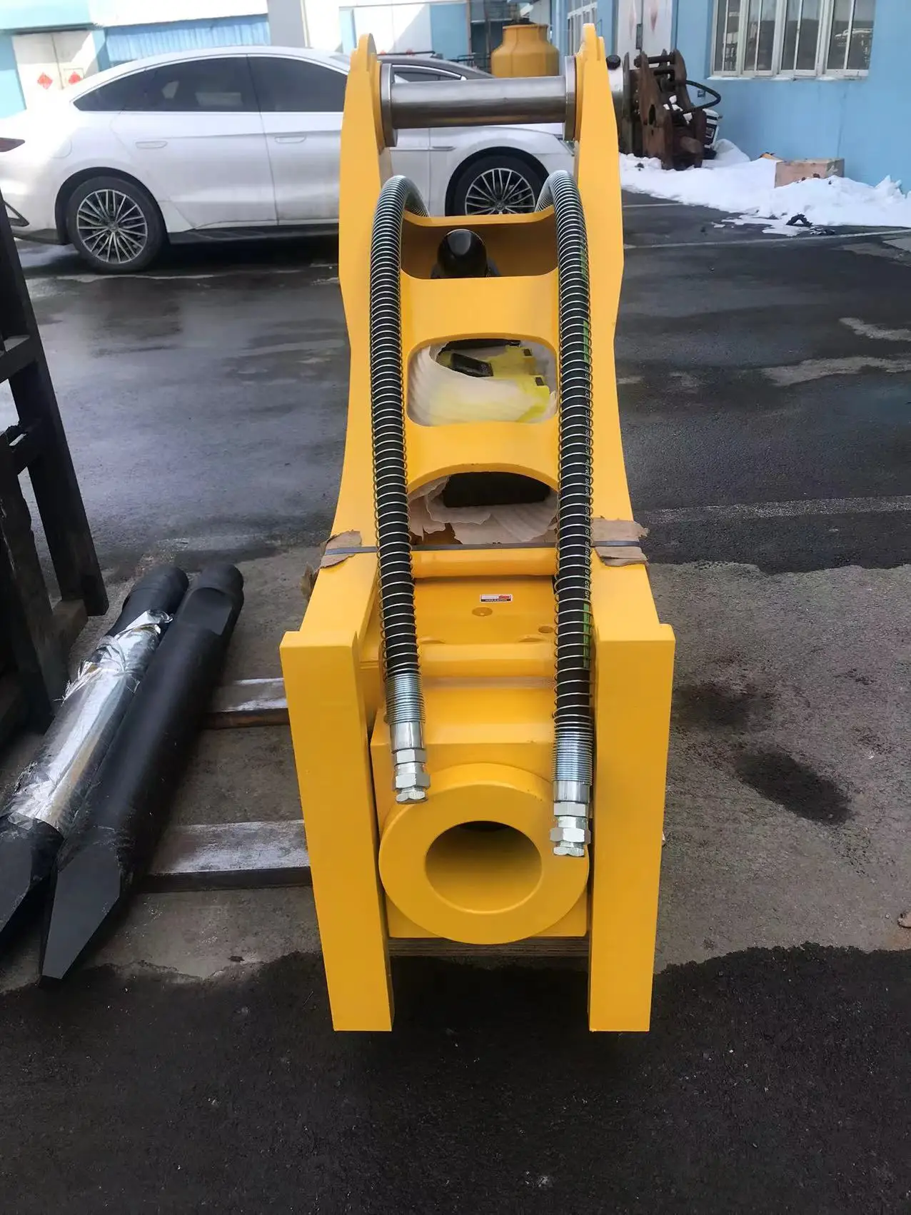 Hydraulic breaker hammer for 18-26 tons excavators SB81 ROCK HAMMER