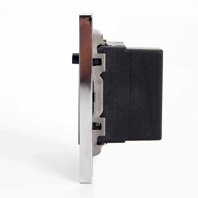 Modular 3-pin Universal + 2-pin Power Supply Smart Hotel Home Use Electrical Wall Socket with Wall-mounted 2 USB Charging Outlet