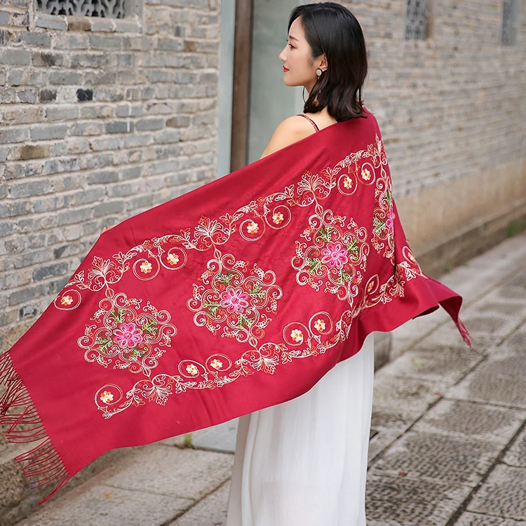 Wholesale Winter Pure Color Cashmere Scarf Women Ethnic Style Handmade Embroidery Scarf Cashmere