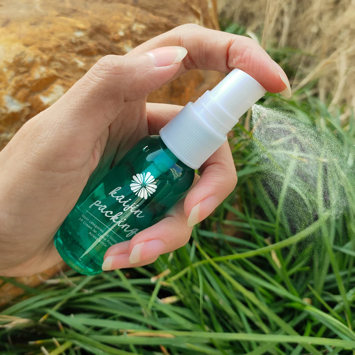 Custom 20ml 50ml 60ml 100ml Fine Mist hair Sprayer bottle plastic Alcohol Personal face care cosmetics