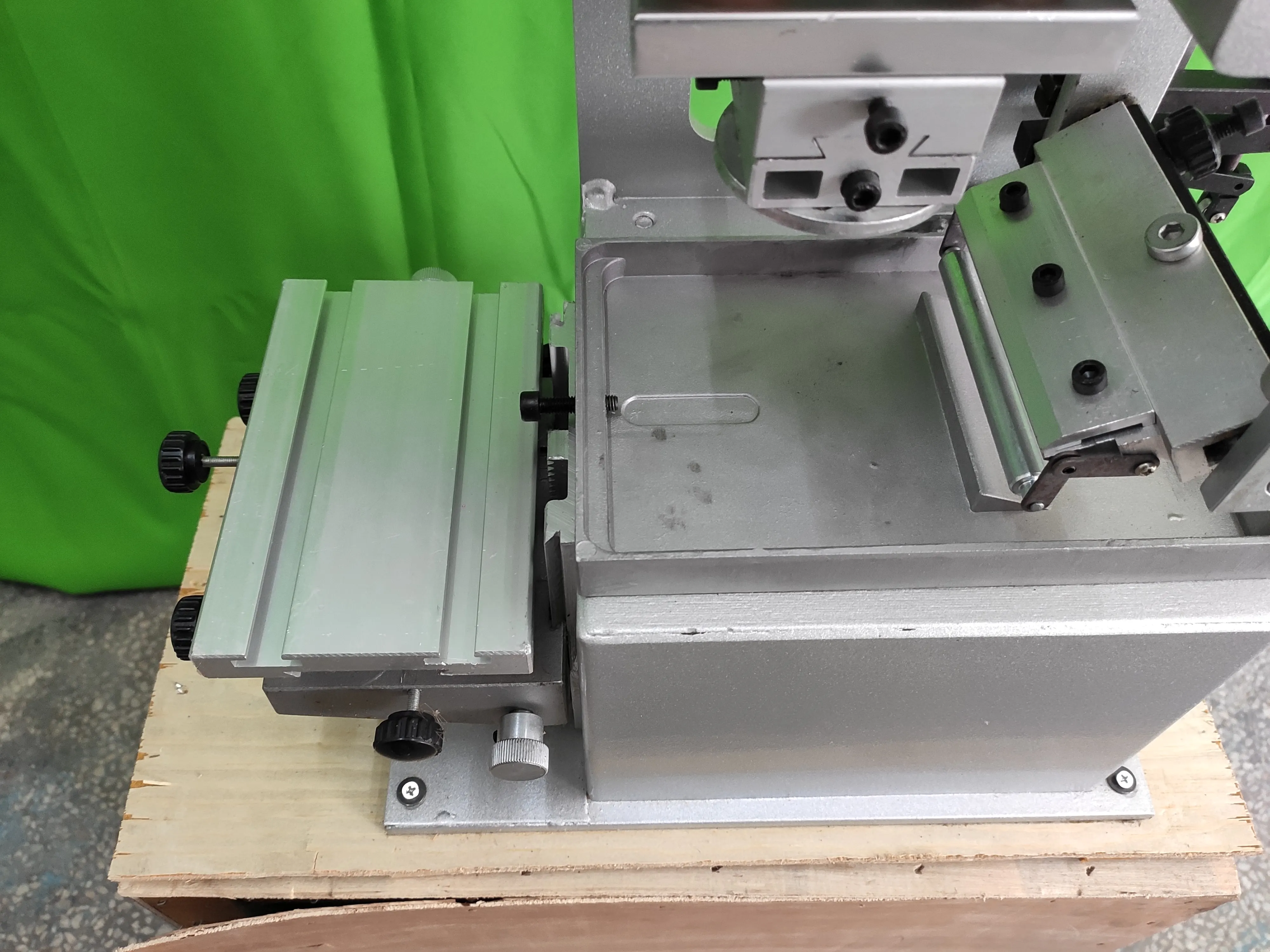 Горячая Распродажа! Ручной принтер для печати на шлеме и футболках