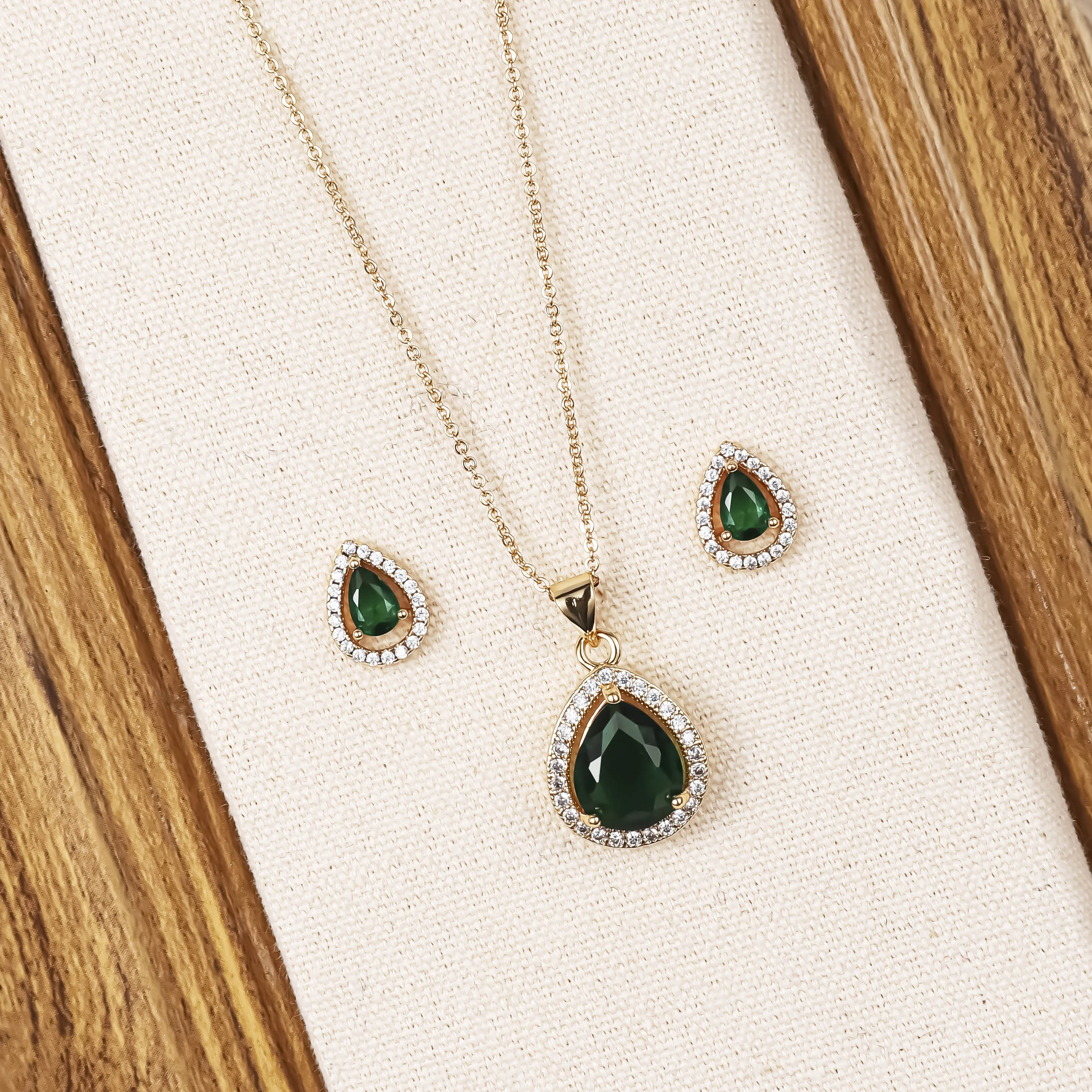 CM jewelry fashion wholesale black green zircon 18K gold plated set Pendant Necklace earring Pear Cut water drop set for women