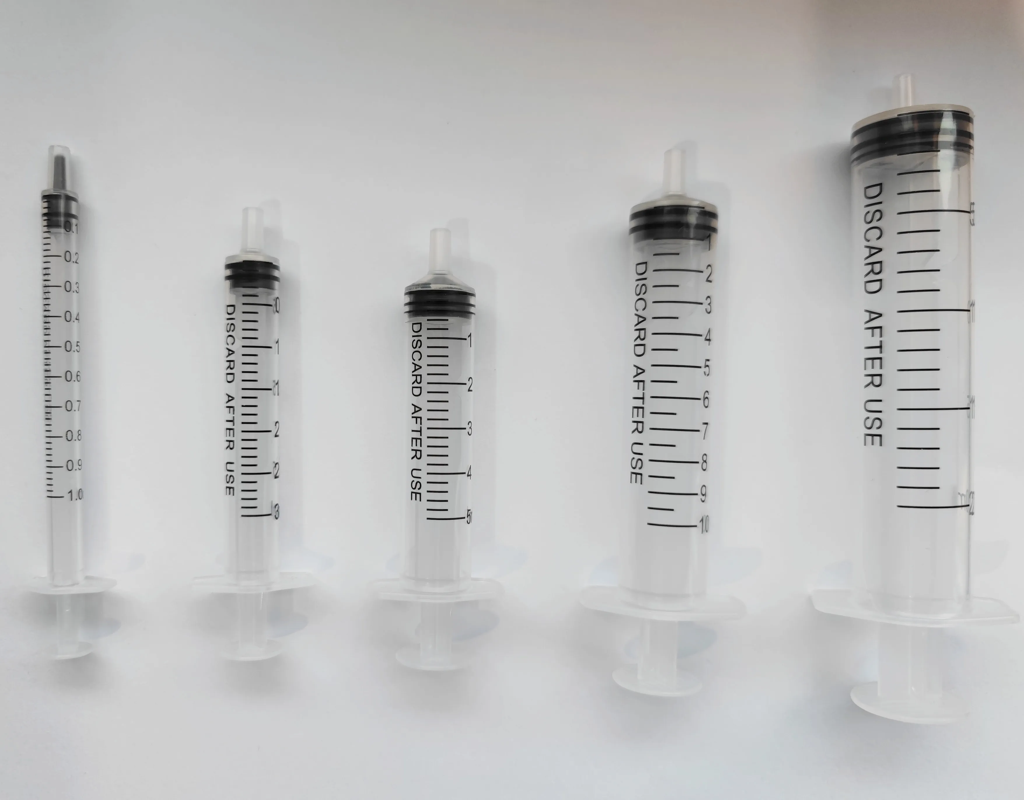 Customized CE ISO OEM 1ml 2ml 3ml 5ml 10ml 20ml 50ml 60ml wholesale bd retractable syringe medical consumables disposable