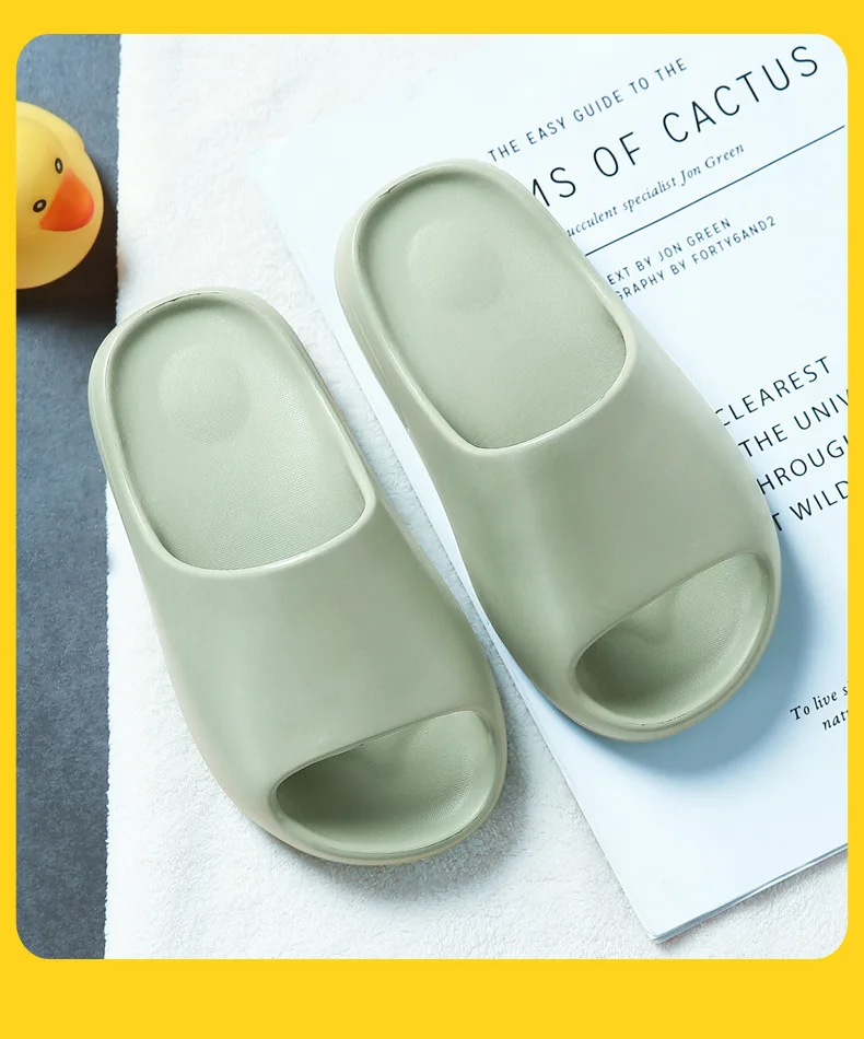 
Summer Kids shoes beach Slipper Slides Candy Color Thick Bottom Yeezy Slides Flip Flops Slides Footwear House for Girls and Boys 