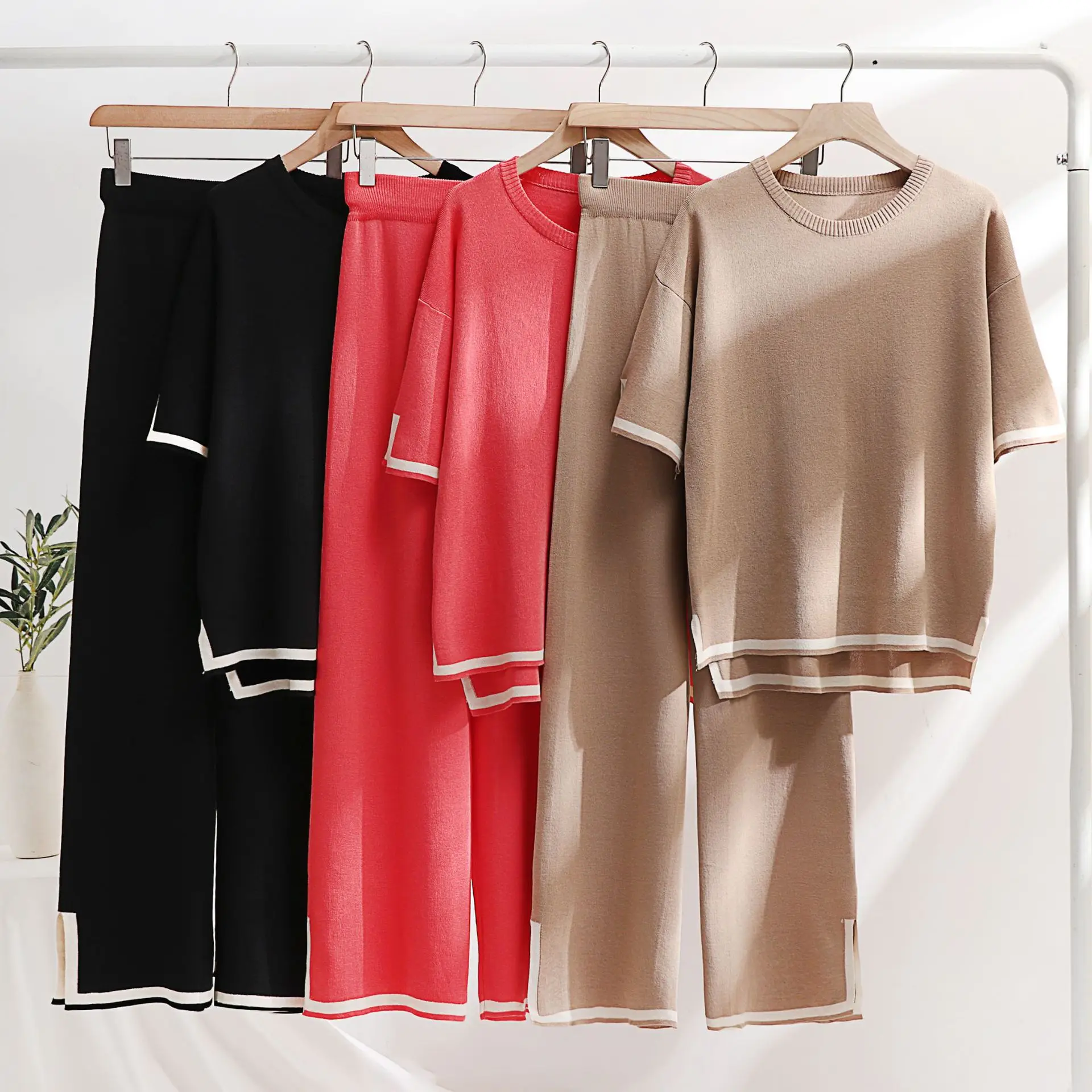 Summer ins fashion ice silk short sleeved casual top trousers 2 piece suit plus size knitted women sweater