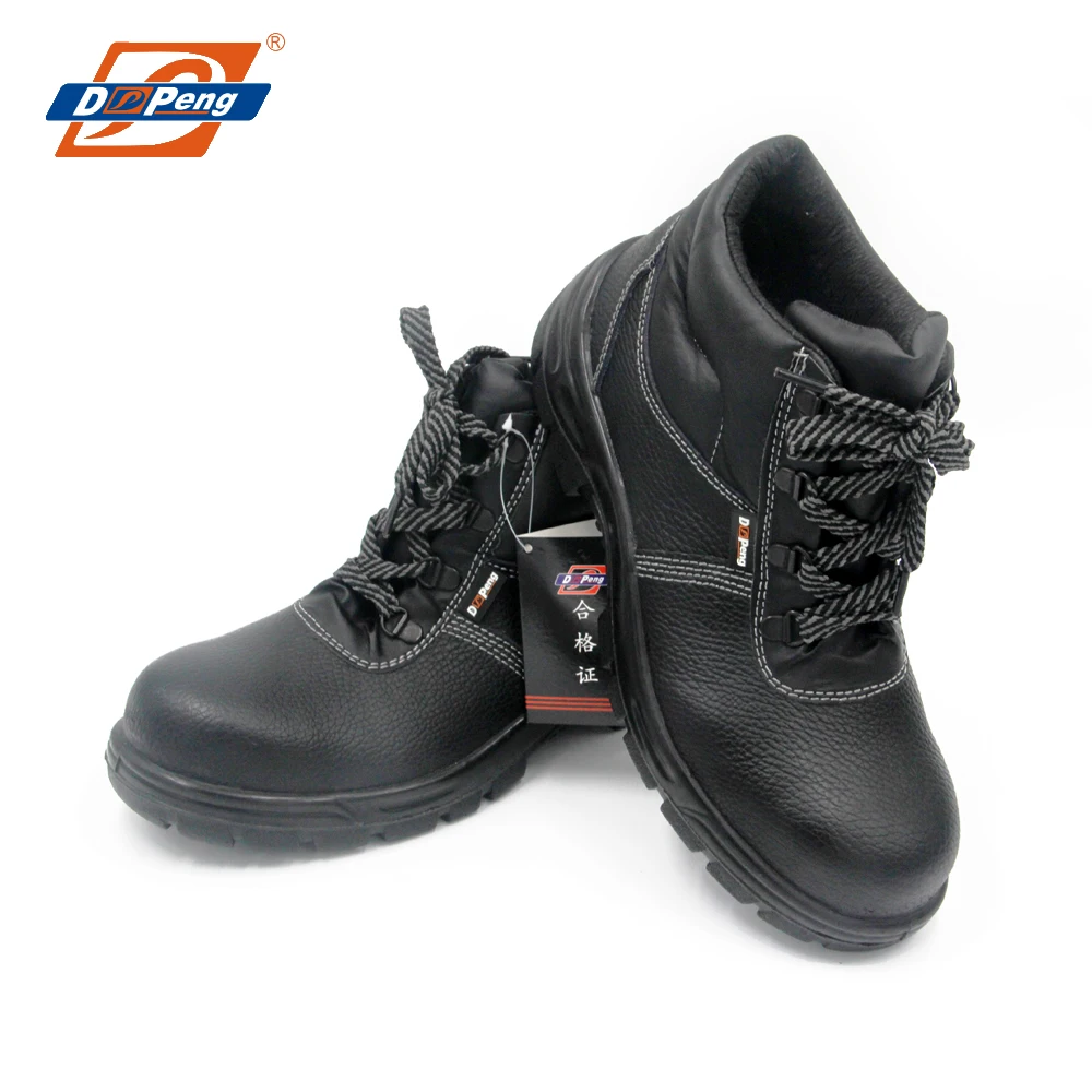 Dark green nubuck leather work safety shoes electrical shock proof safety shoes Qatar