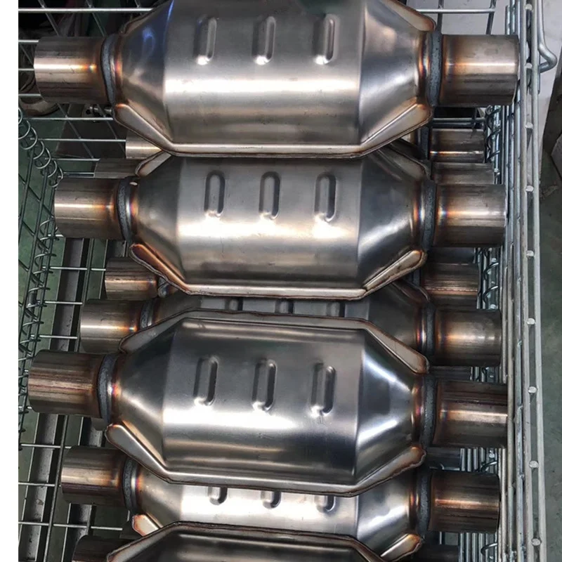 
Three way Oval Universal Catalytic Converter with ceramic substrate LL-0219-1 