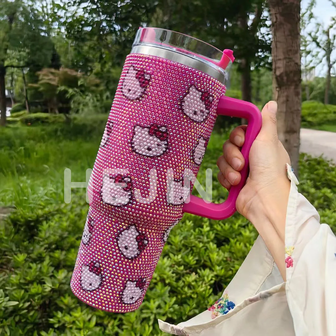Hot Selling Wholesale Cartoon Cool Insulated Cup Handheld 40 oz Large Capacity Anti-fall Customizable Car Cup