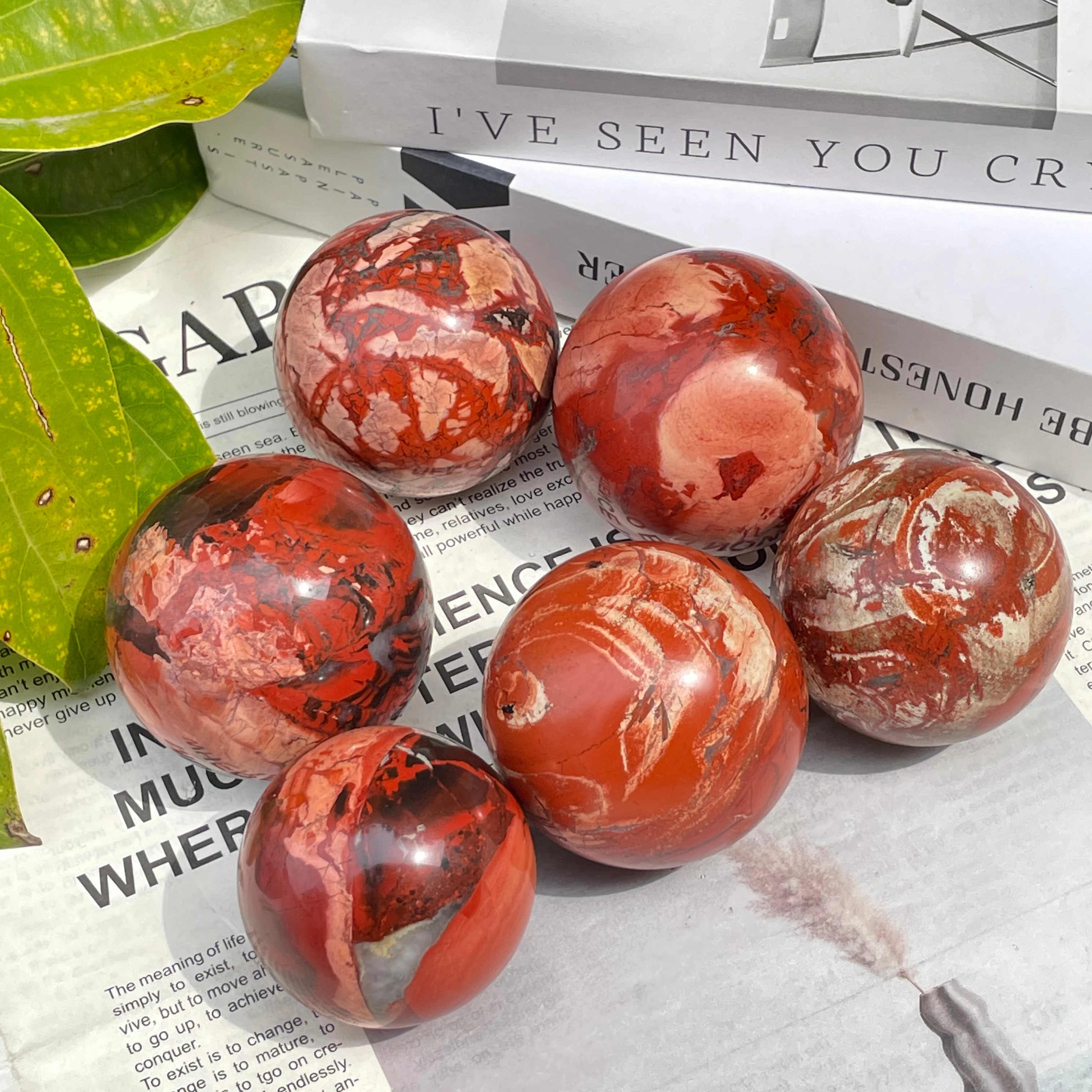 Wholesale Fanshi Natural Red Jasper Sphere Hot Sale Polished Stone Ball for Home Decoration FengShui Crystal Crafts Healing Gift