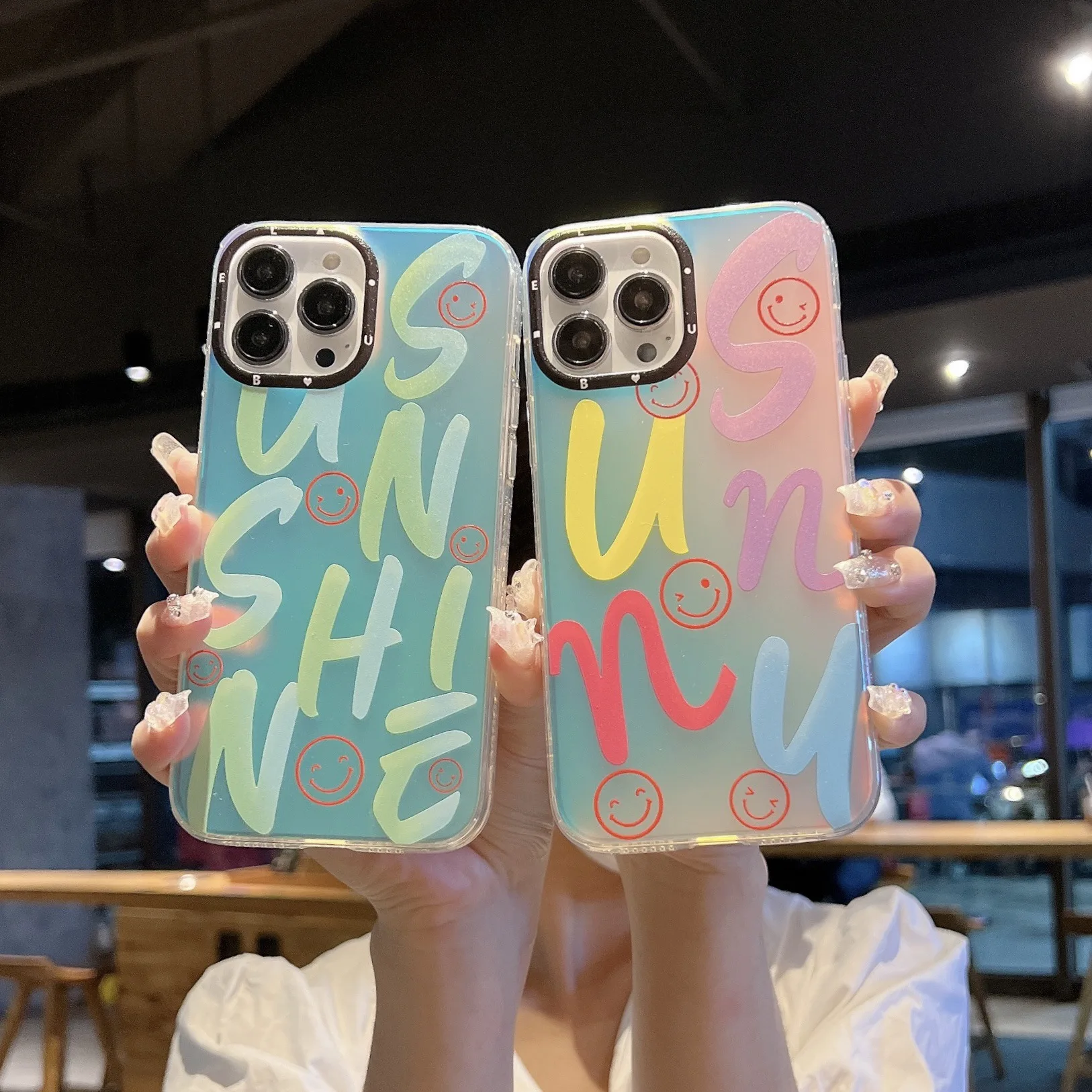 Anti-finger Gradient TPU Phone Cases for Iphone 14 pro max China Factory. Matte Design Phone Case with Black Camera Frame