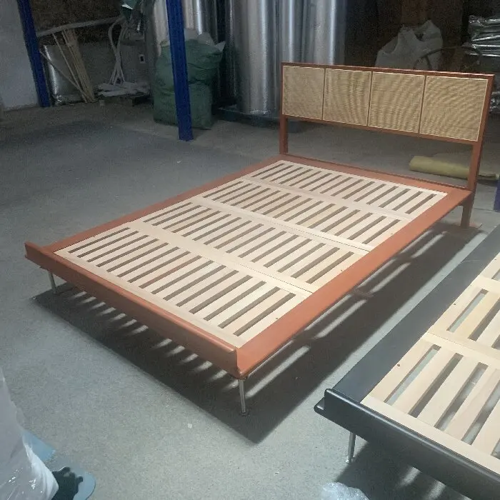 Modern Chinese Style Solid Wood Double Bed with Headboard High Quality Bedroom Furniture Wood Slat Support