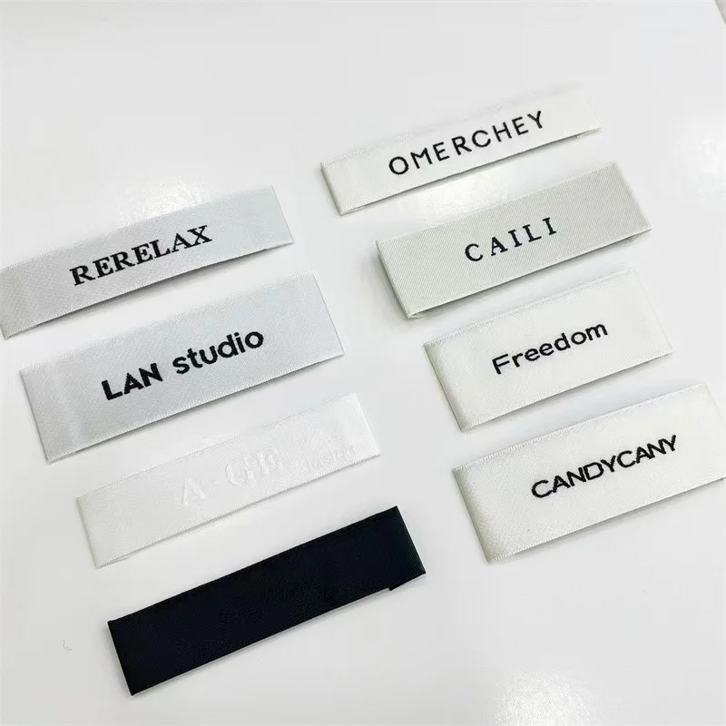 Custom Damask Woven Labels Clothing Tag Neck End Folded Garment Labels Woven Label Iron On