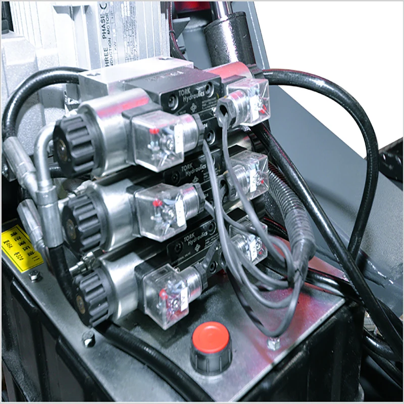 Togon T568-2 Large Passenger Freight Car Tire Changer Semi-Automatic Vacuum Tire Pressure Strip Machine