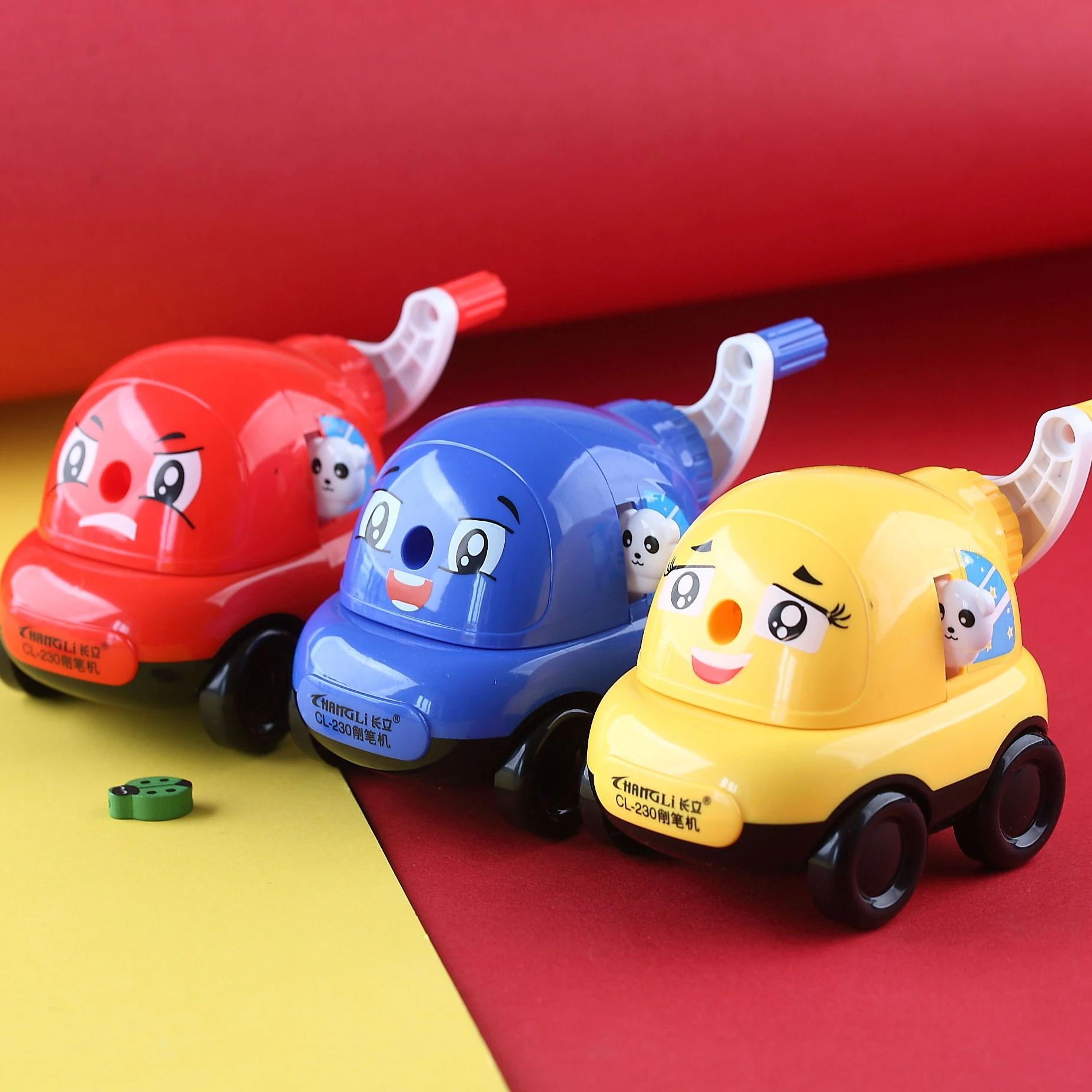 Кавайная индивидуализированная настольная пластиковая Механическая точилка для карандашей специальный точильный станок