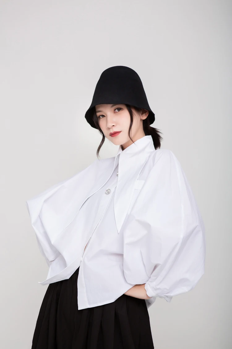 High Quality Autumn Retro Loose Lantern Sleeve Gemstone Bright Rhinestone Long Collar White Shirt