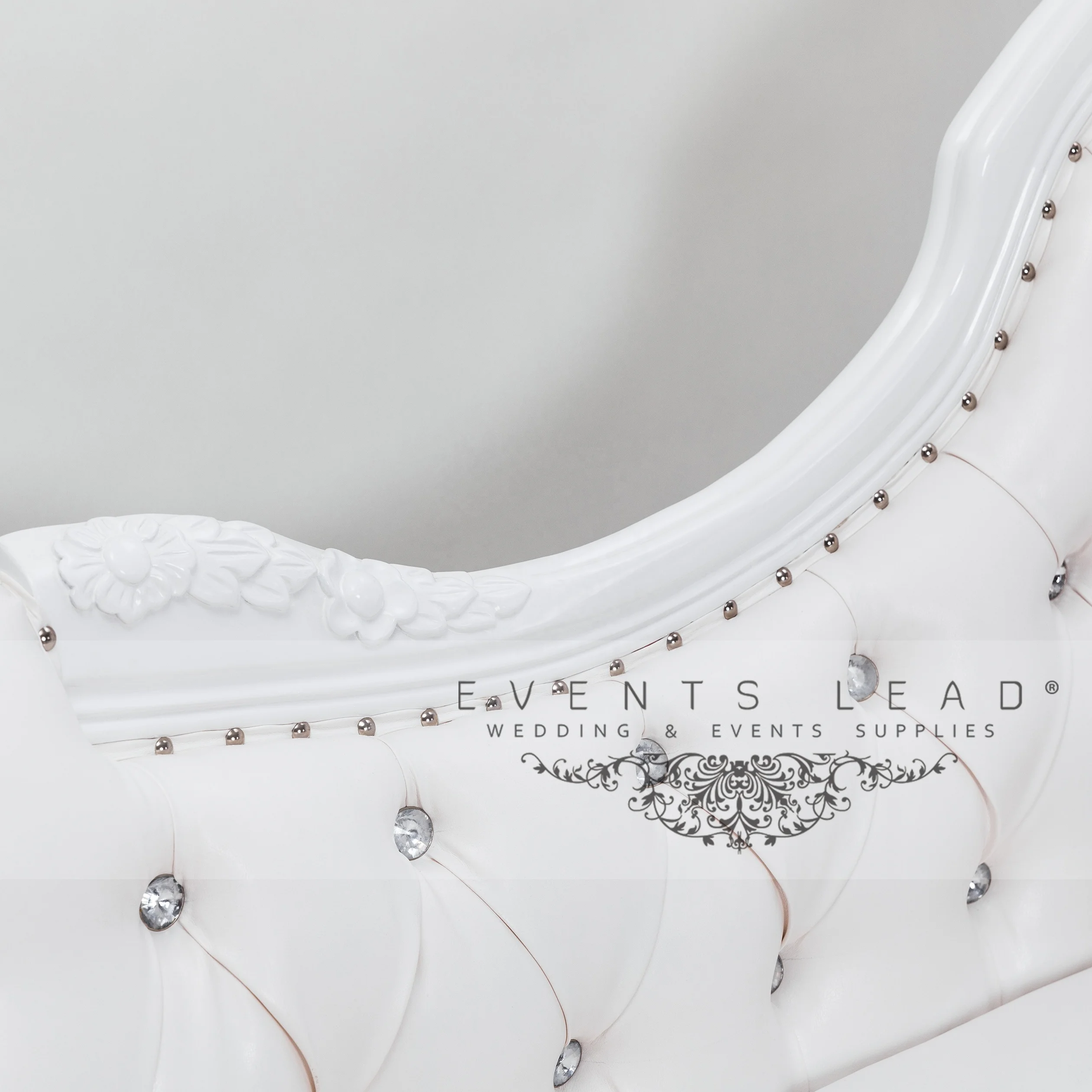 Latest Designed High Quality Event Furniture Noble Elegant White Acrylic Wedding Sofa