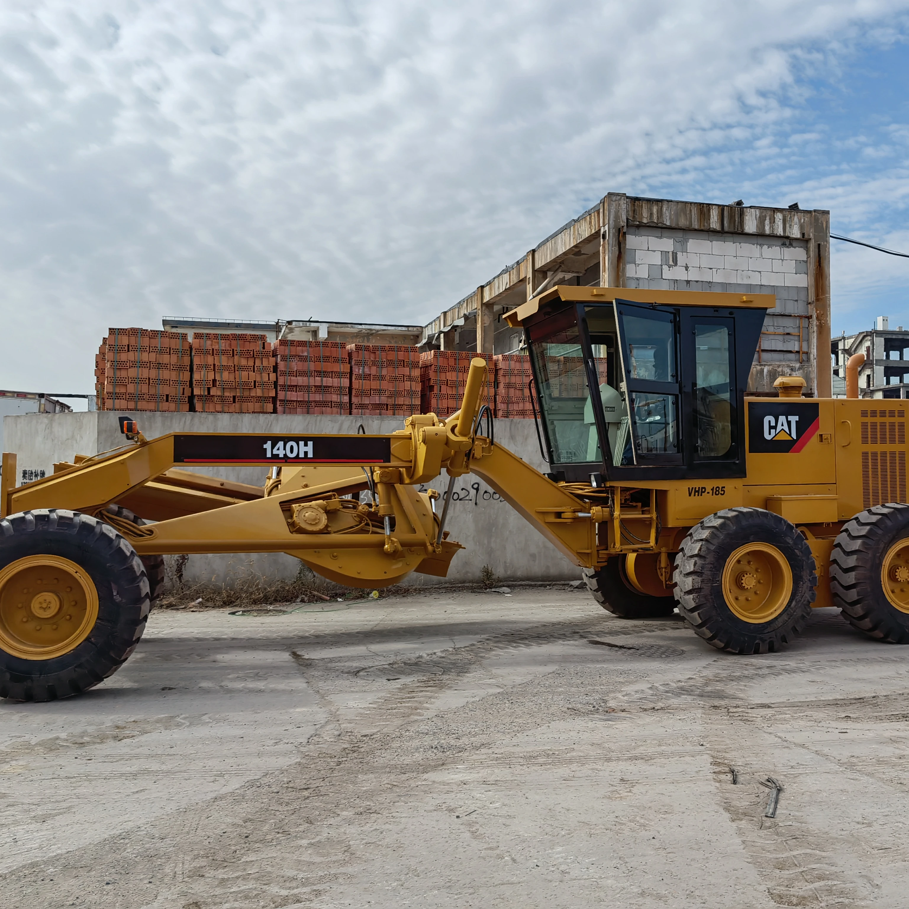 Автогрейдер б/у 140H CAT Япония происхождение caterpillar 140G 14G продажа автогрейдеров